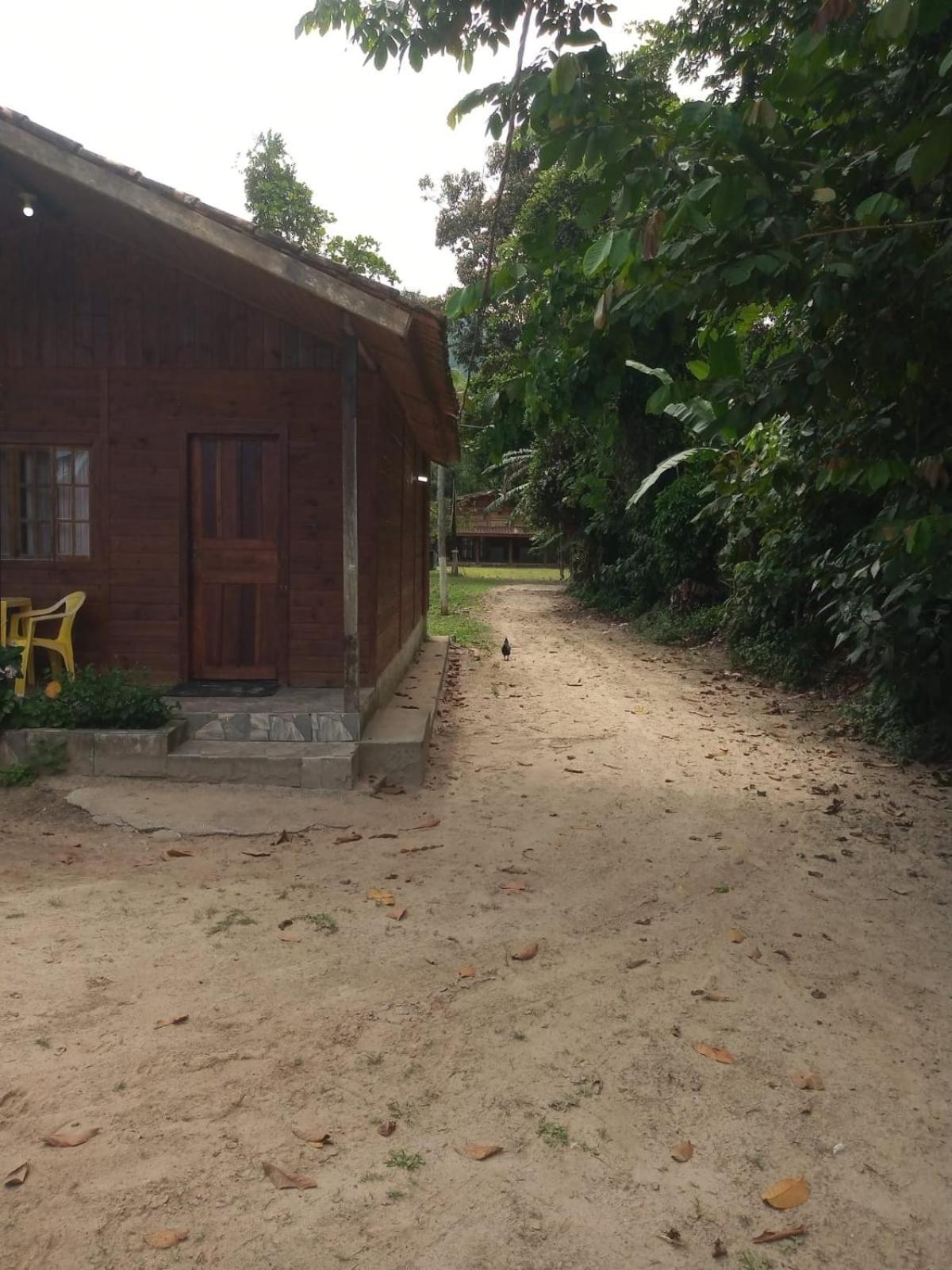 Casa pé na areia Ubatuba