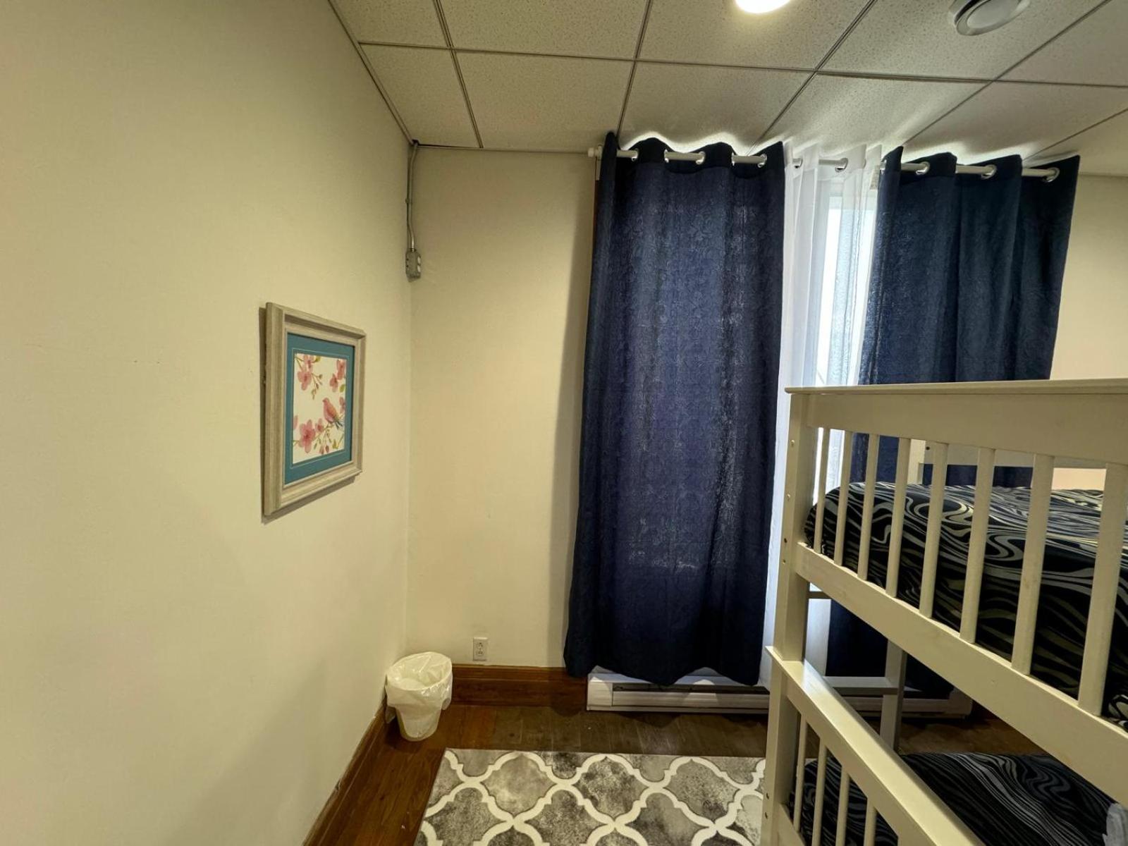 Montreal Sophistication & Style - Newly Renovated