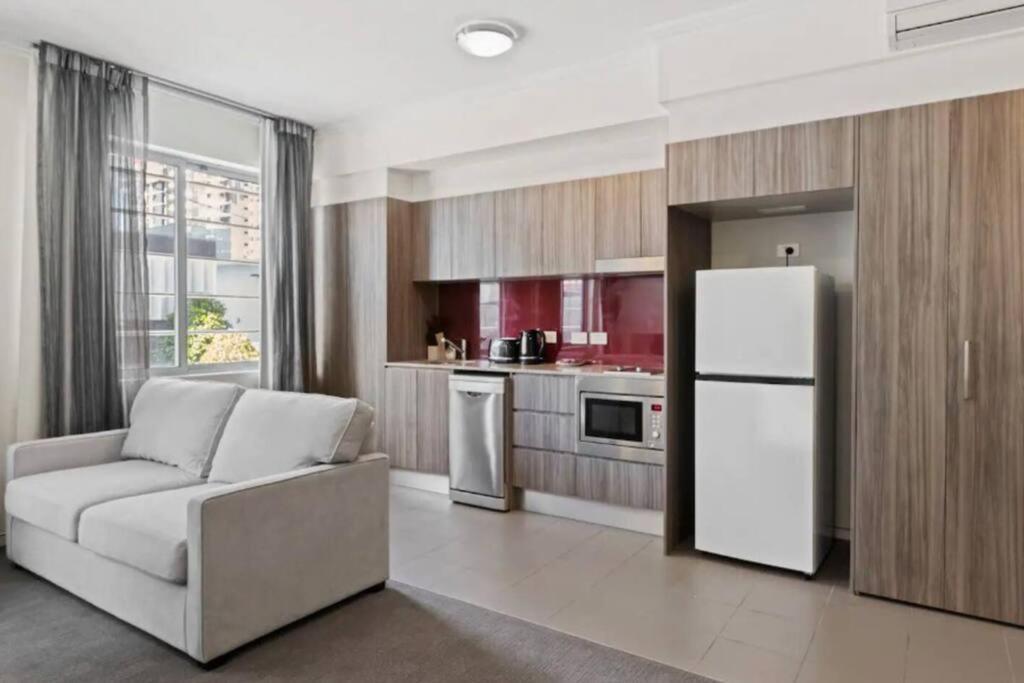 Capitol Apartment Private Studio - Great Value!