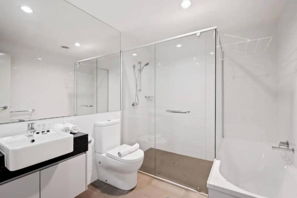 Capitol Apartment Private Studio - Great Value!