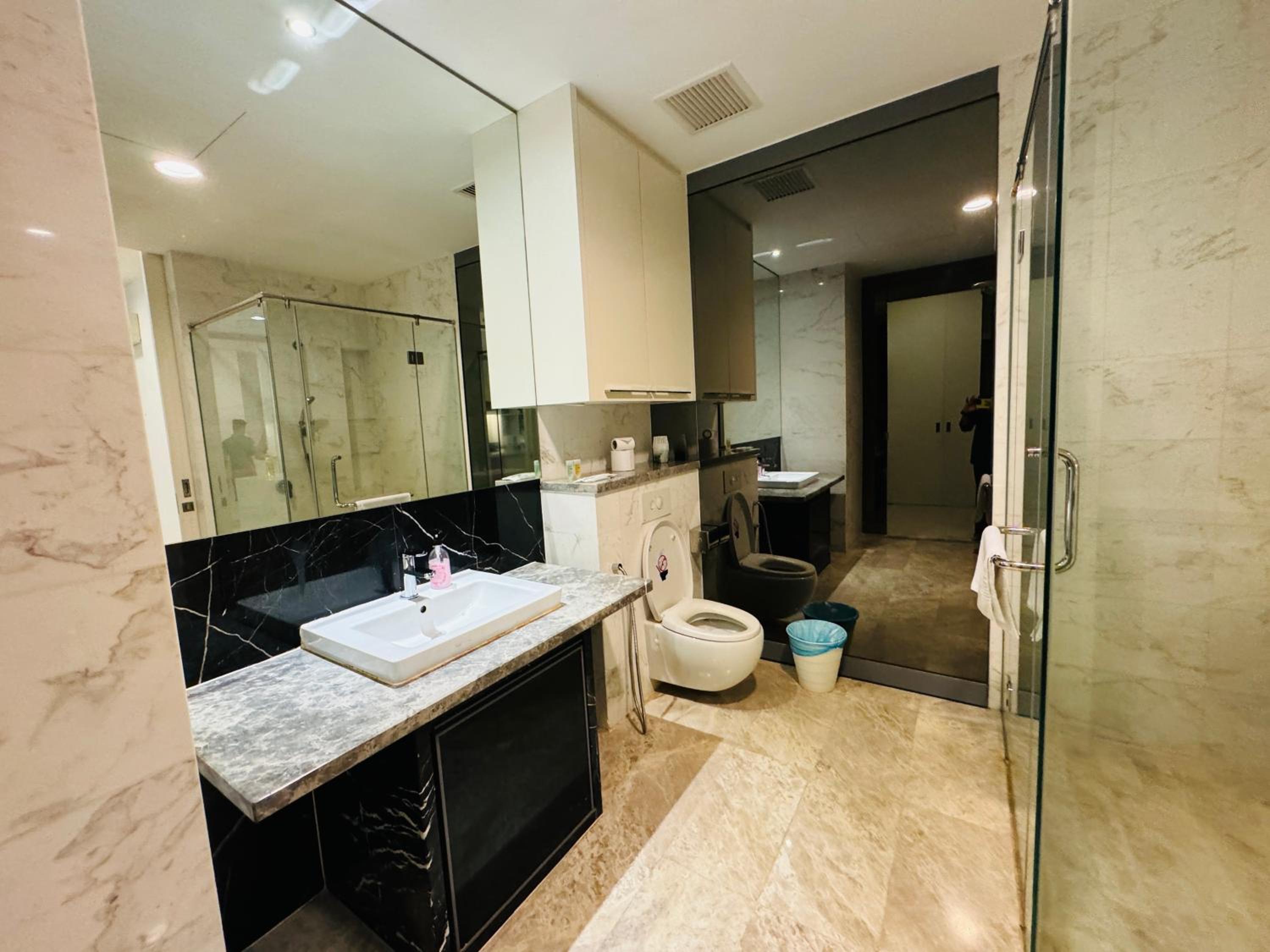 Platinum suites by BLUE SKY