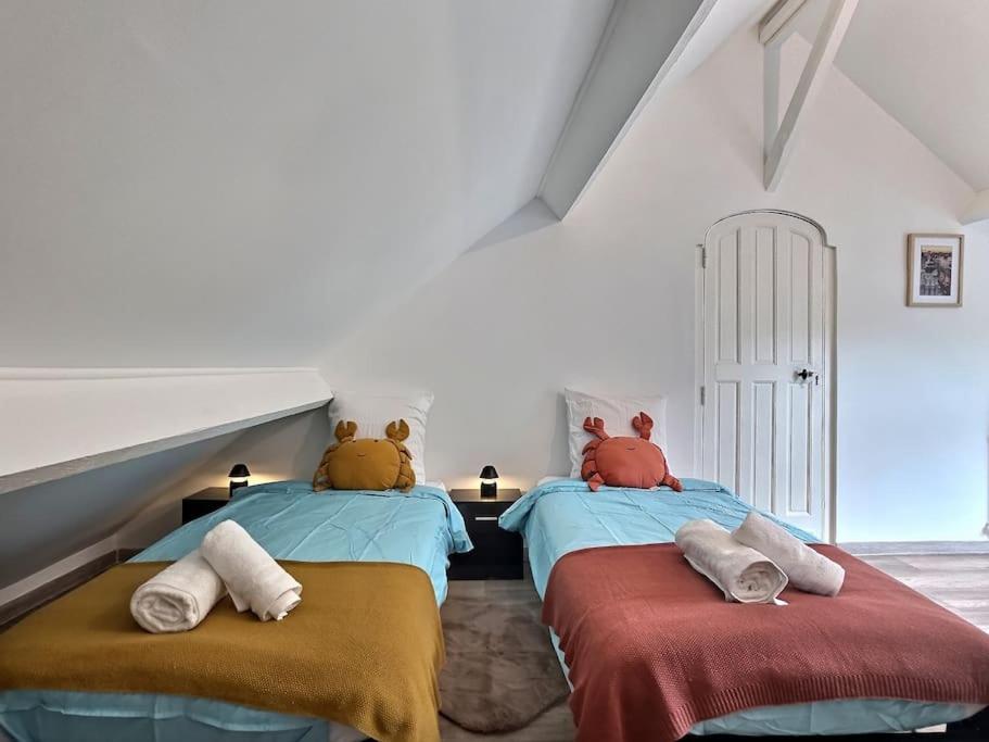 Full Modern House - Beautiful Garden - Private Parking Space - Paris & Disneyland MontFermeil