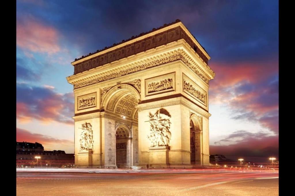 Full Modern House - Beautiful Garden - Private Parking Space - Paris & Disneyland MontFermeil