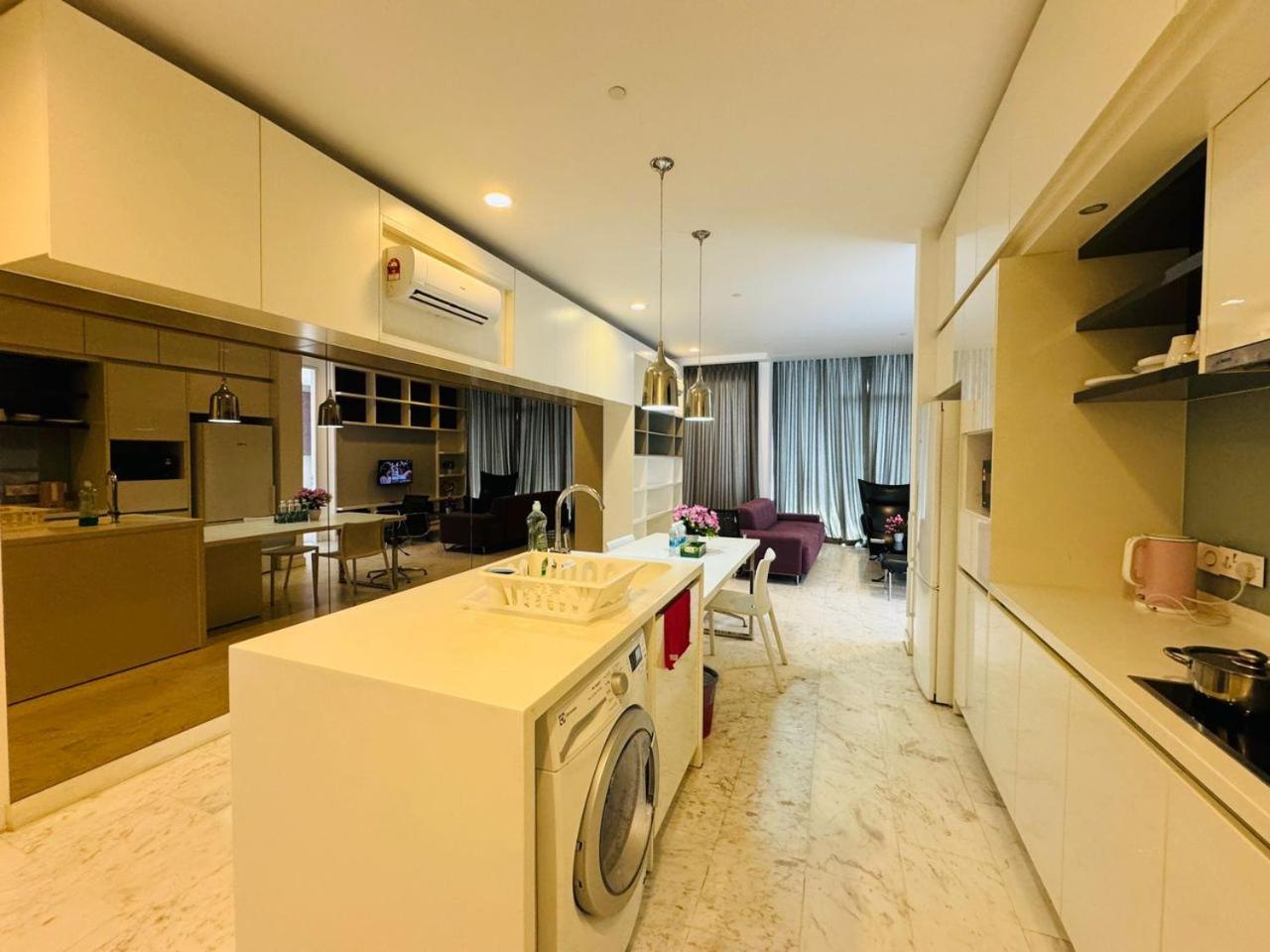 Platinum suites by BLUE SKY