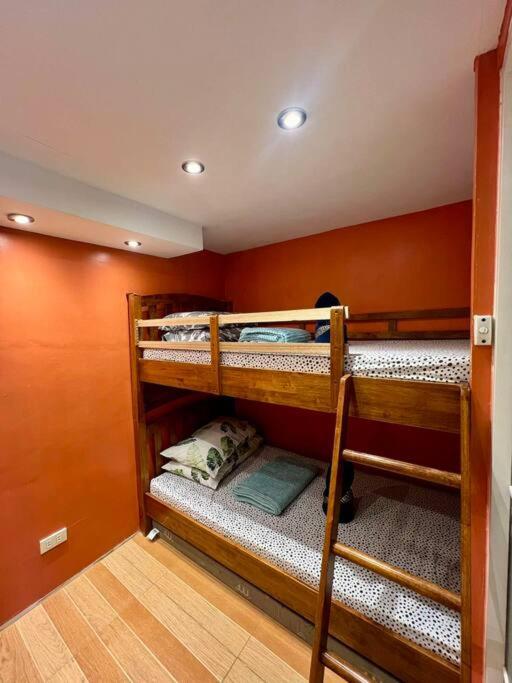 Huge & Vibrant 2 Bedroom Unit in Cebu City view 4