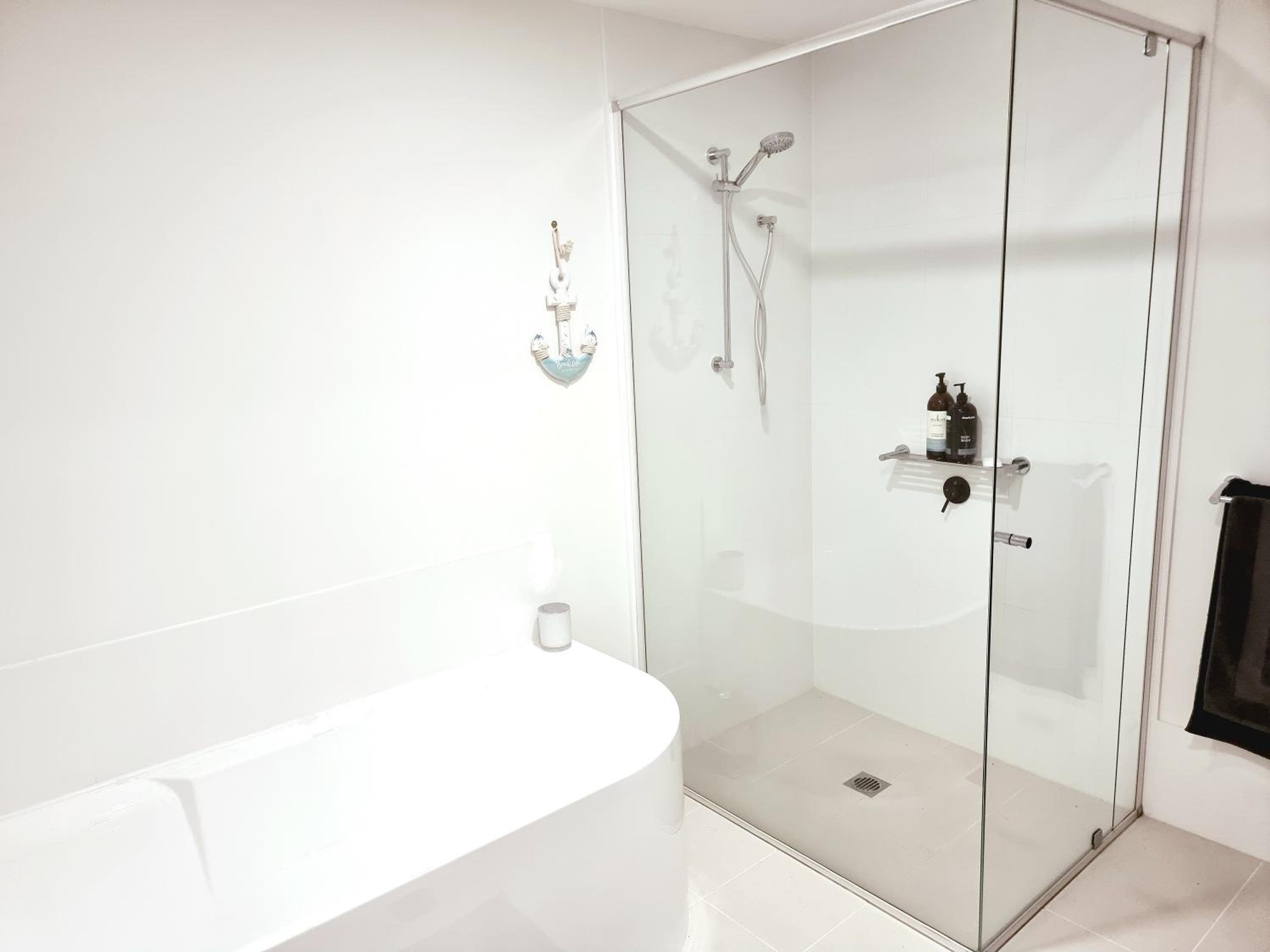 THE COSMOPOLITAN COTTON TREE UNIT 20802 Maroochy City Light