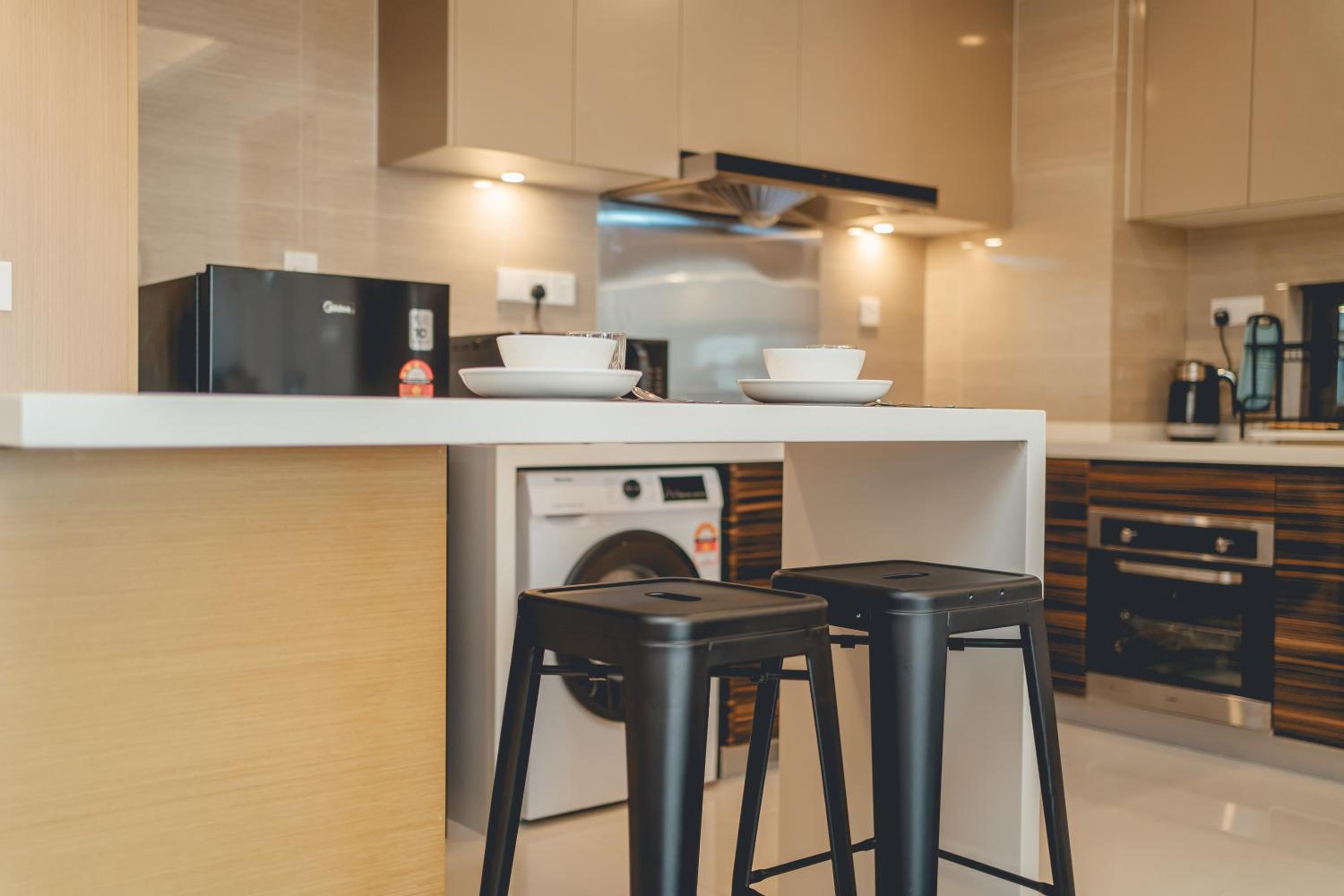 R&F Ebon Elegance 1BR Studio 5mins CIQ by Our Stay