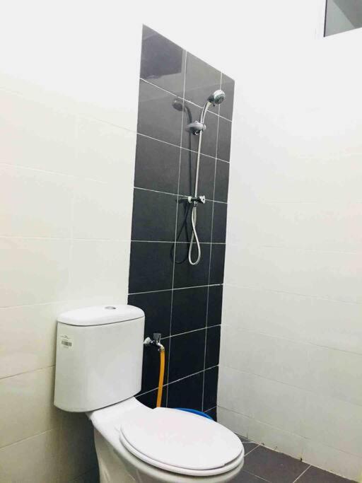 Bumiemas Homestay Perlis - 3 BEDROOM