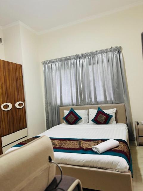 Al Hayat Suites Apartment