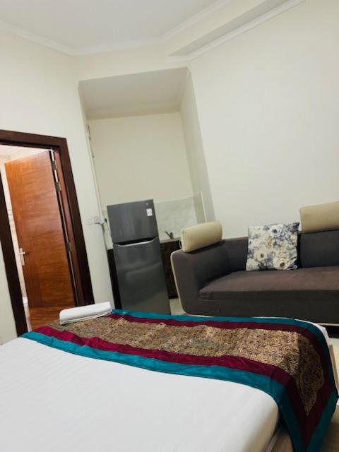 Al Hayat Suites Apartment