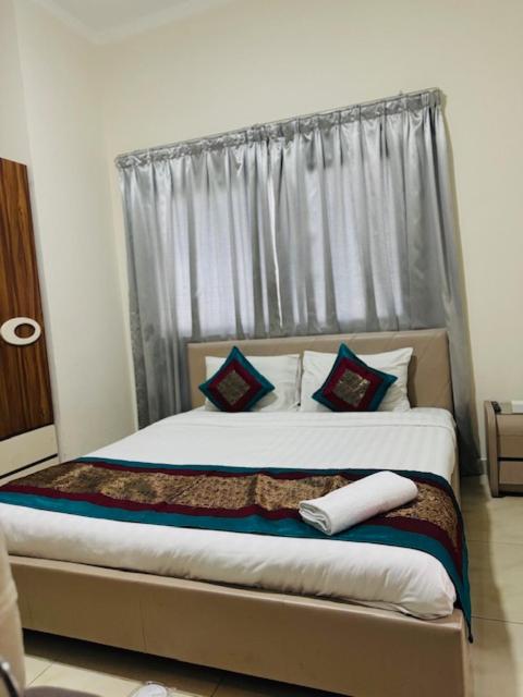 Al Hayat Suites Apartment