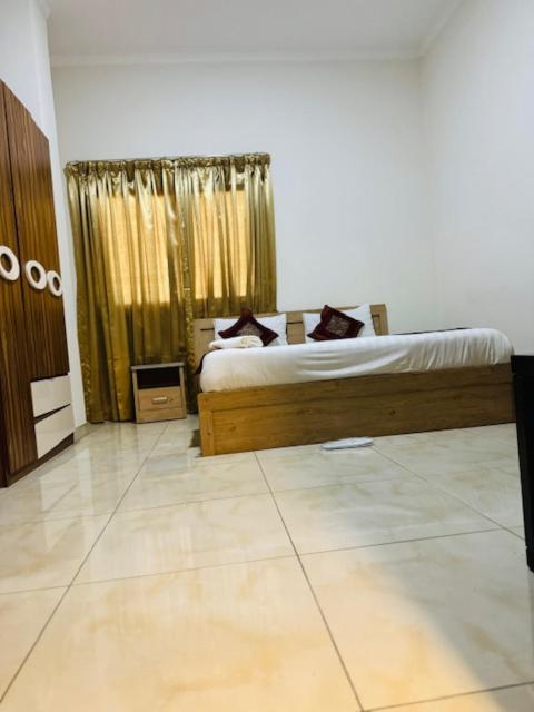 Al Hayat Suites Apartment