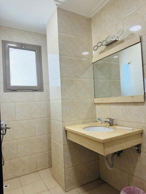 Al Hayat Suites Apartment