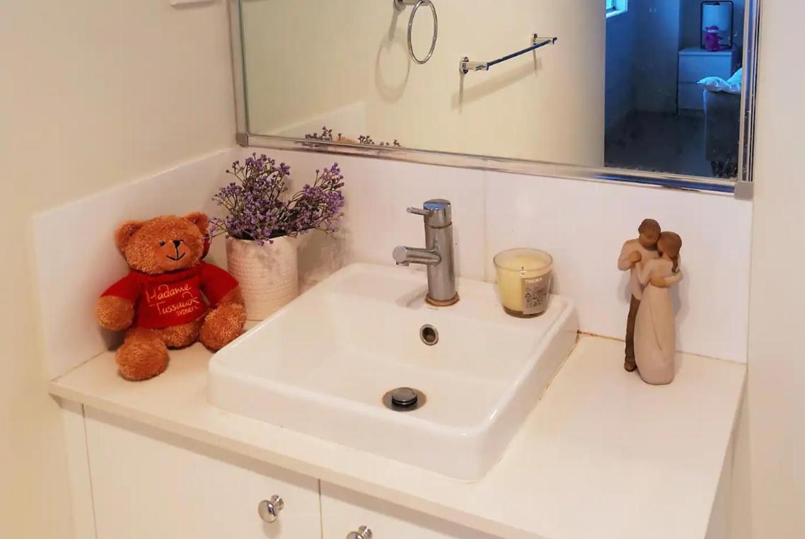 Kellyville Adorable 5Br - Closed to Shops & Parks