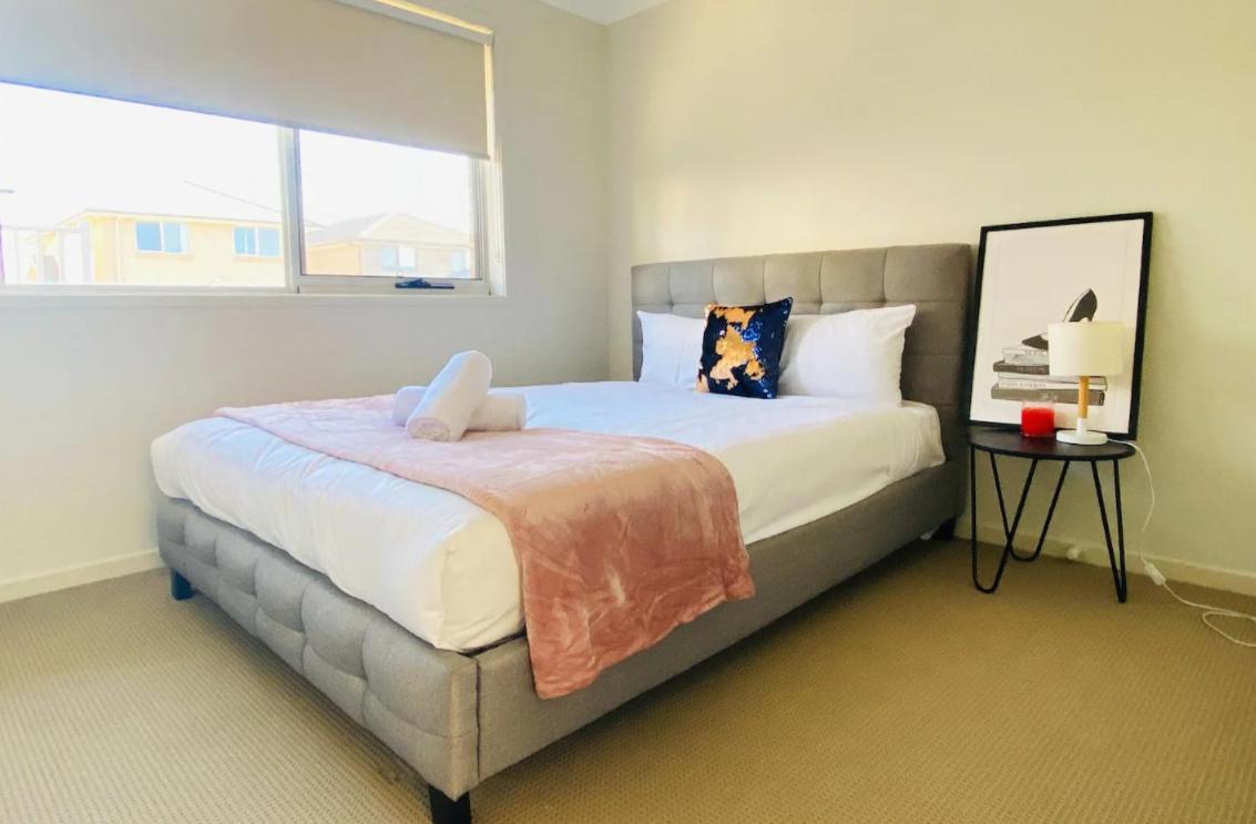 Kellyville Adorable 5Br - Closed to Shops & Parks
