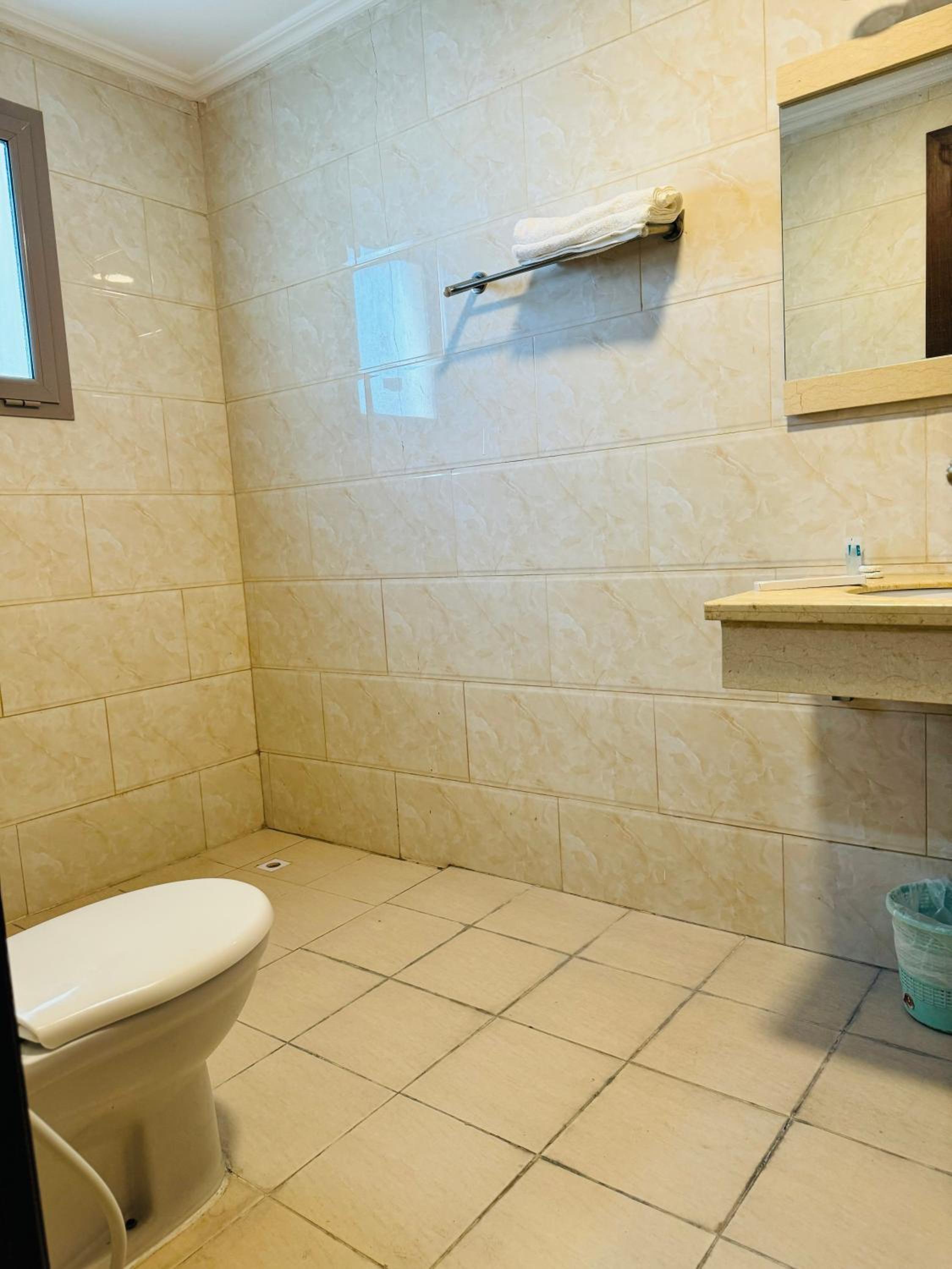 Al Hayat Suites Apartment