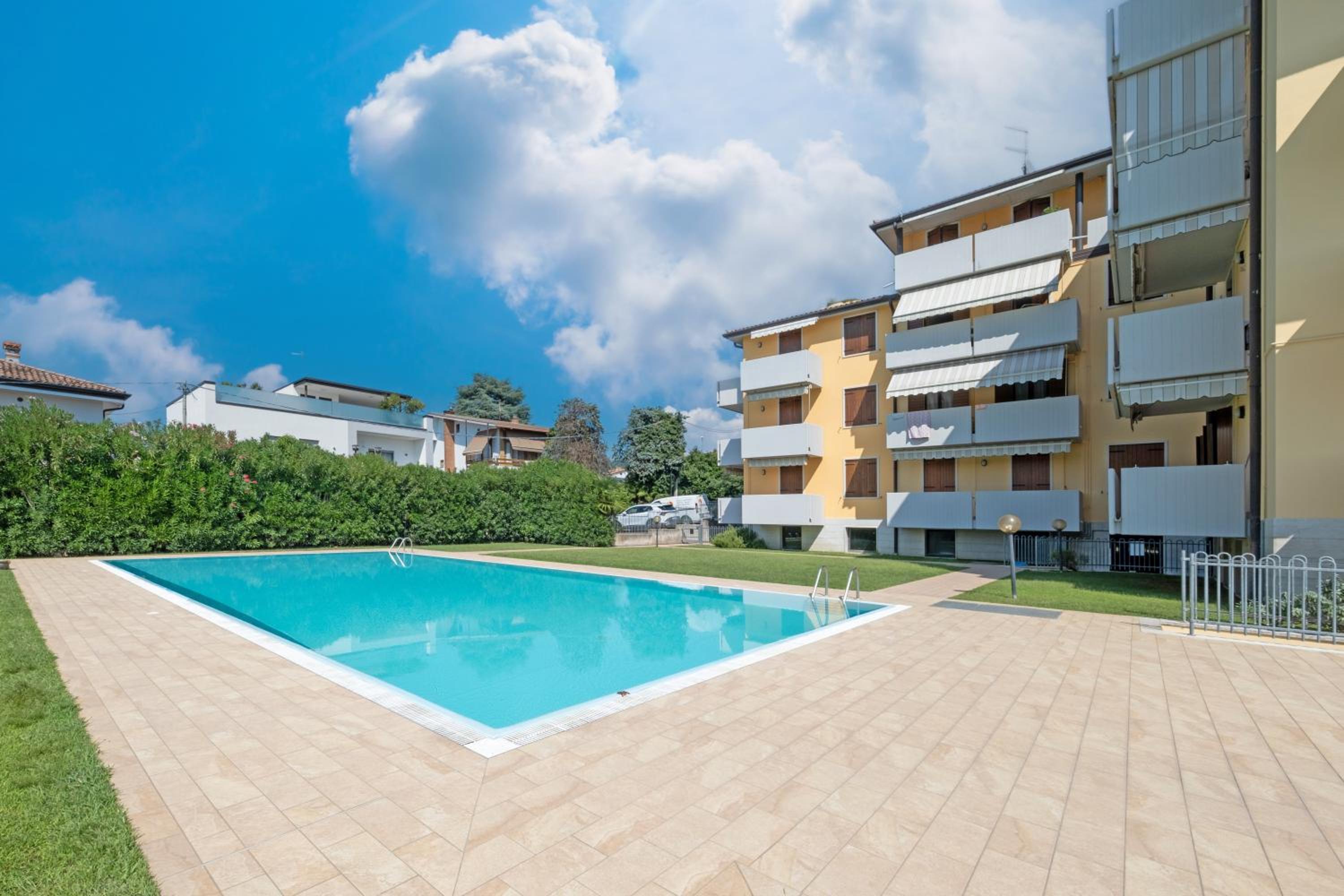 ApartmentsGarda - Lago D'Oro view 3