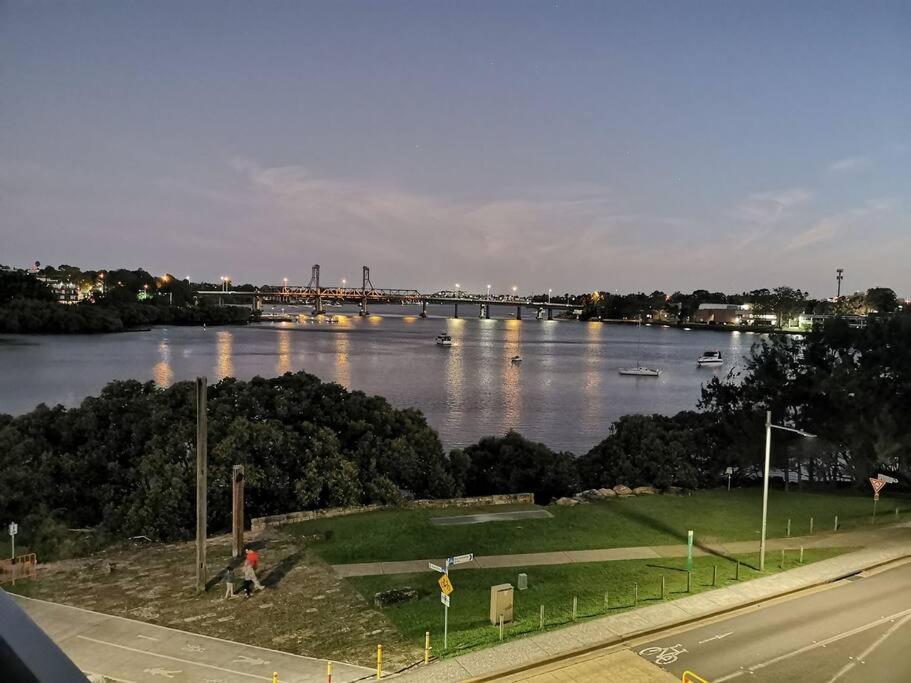 Breathtaking Waterfront Penthouse with BigTerrace near to Olympic Park