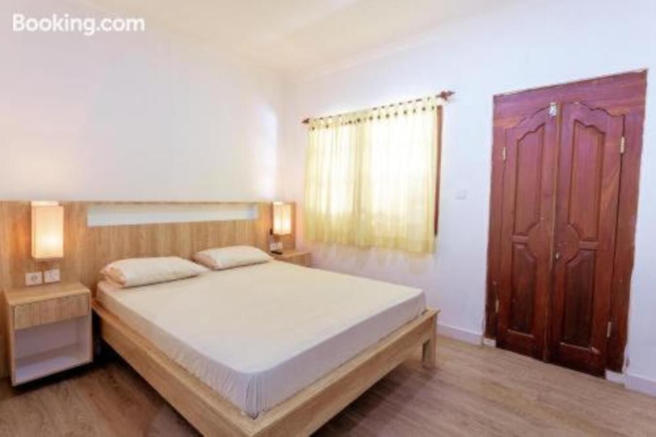 Segara Sadhu Inn Kuta by ecommerceloka