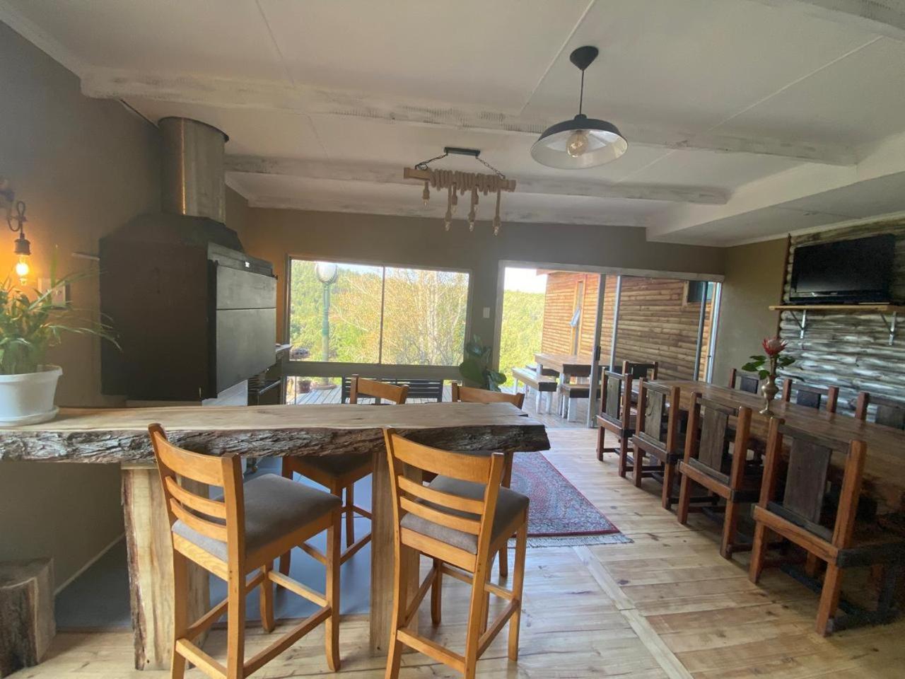 Knysna Tranquil 3 Bedroom Cabin view 4