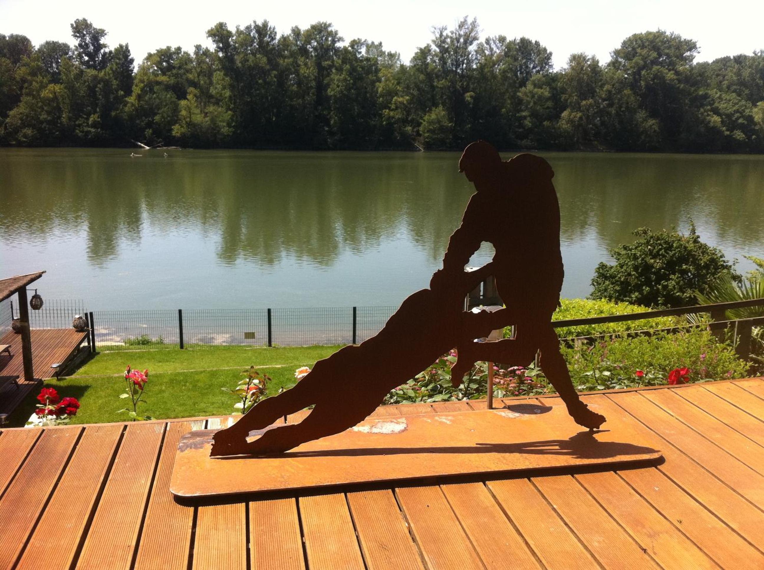 Photo 10