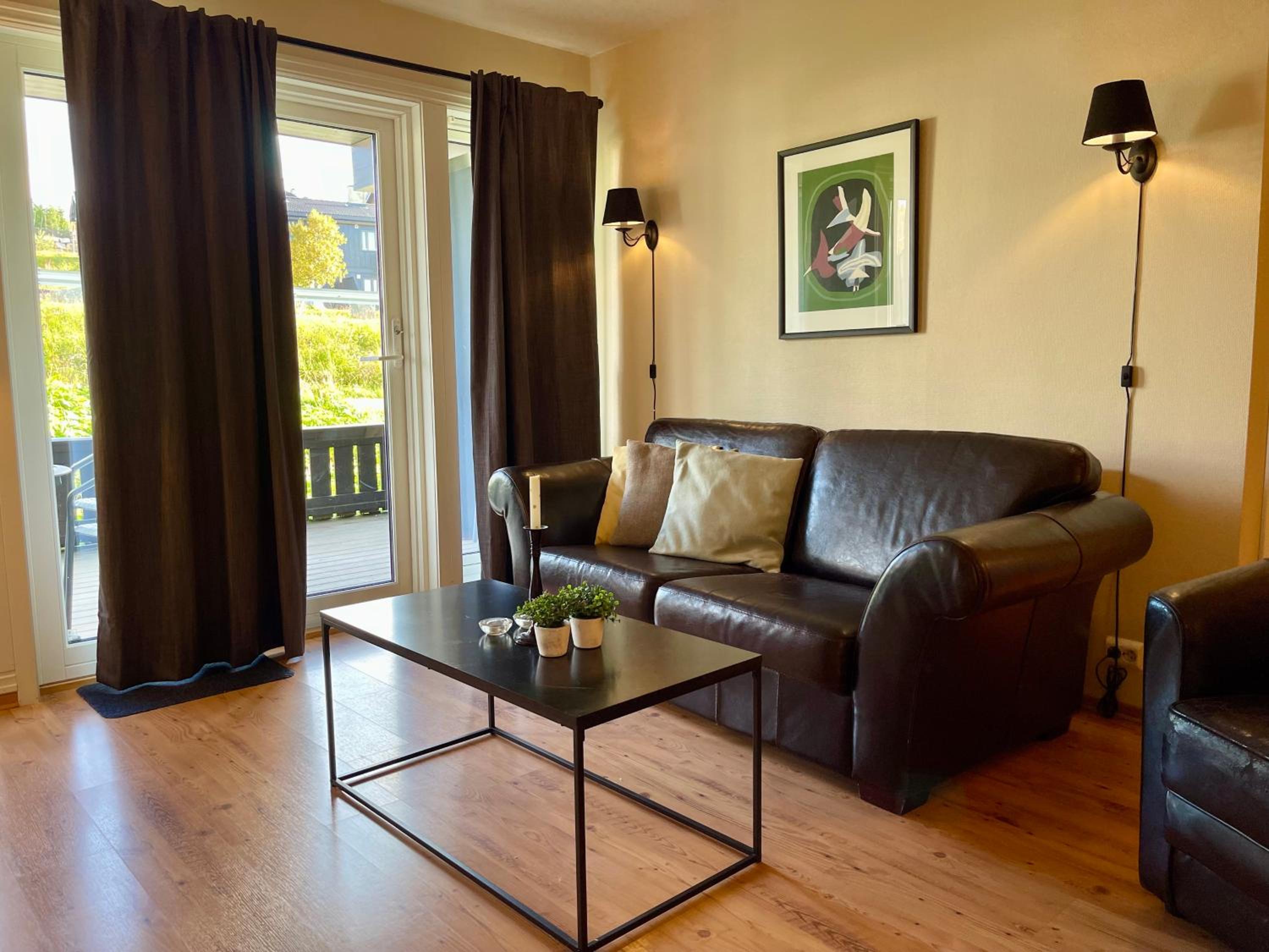 Cozy 2-Bedroom Retreat In The Heart Of Nature view 5