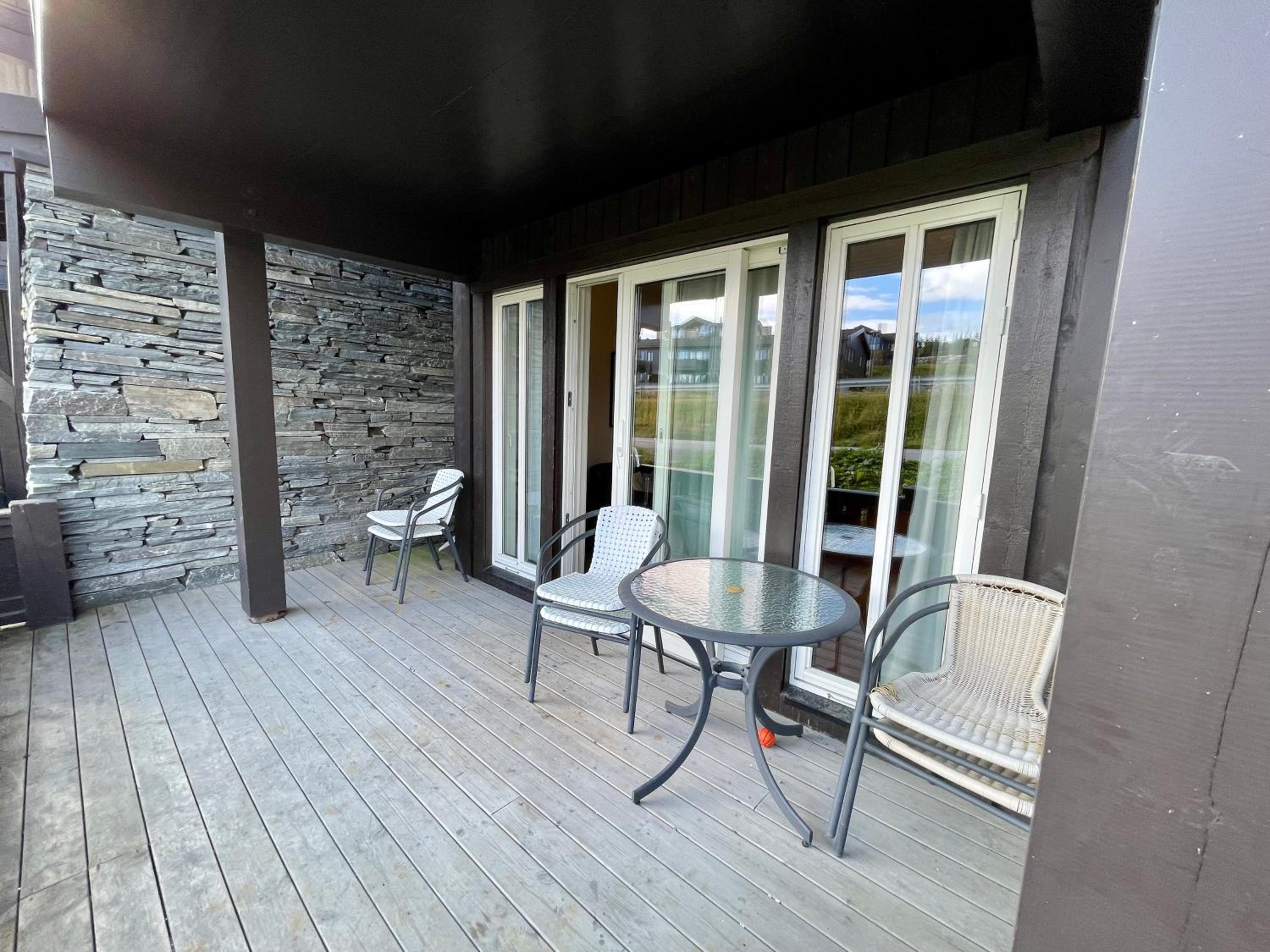 Cozy 2-Bedroom Retreat In The Heart Of Nature view 2