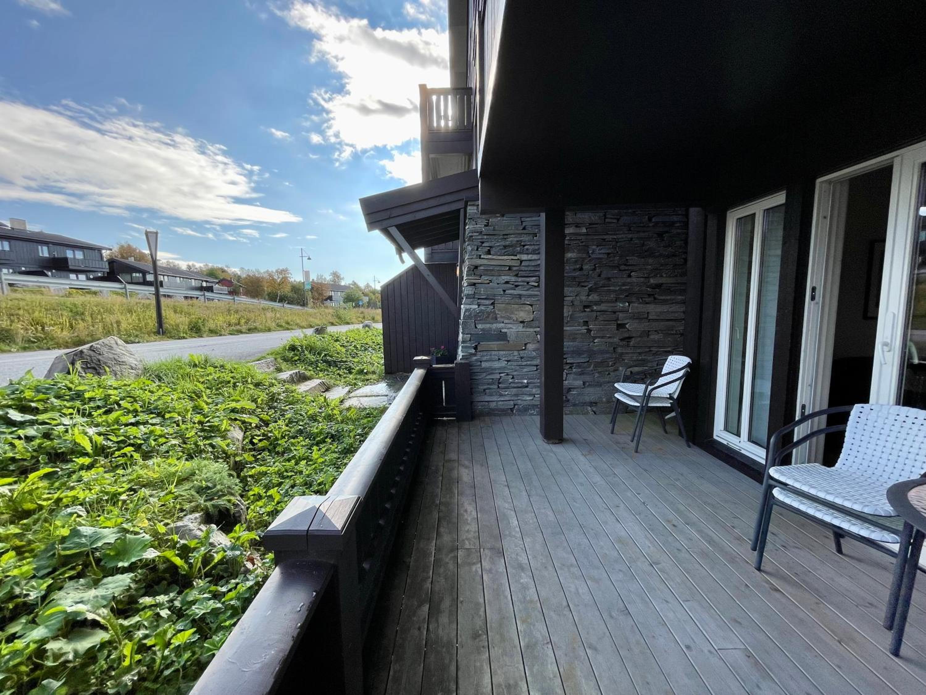 Cozy 2-Bedroom Retreat In The Heart Of Nature view 3