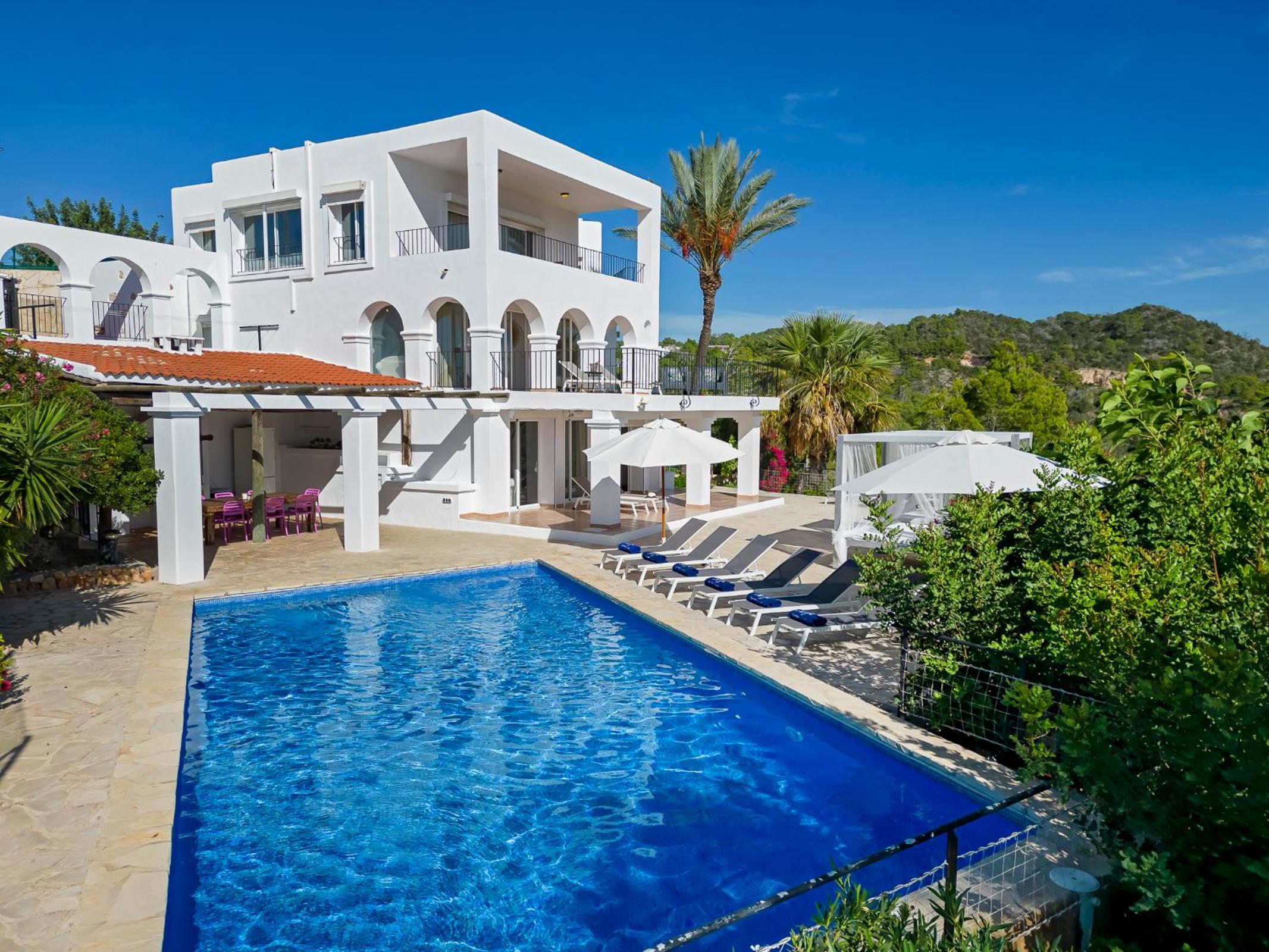 Villa near San Antonio sleeps 11 view 5