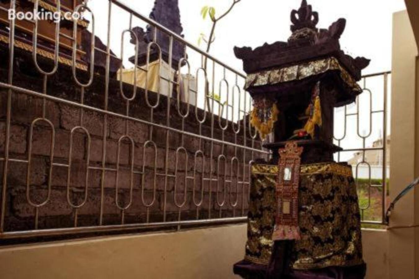 Segara Sadhu Inn Kuta by ecommerceloka