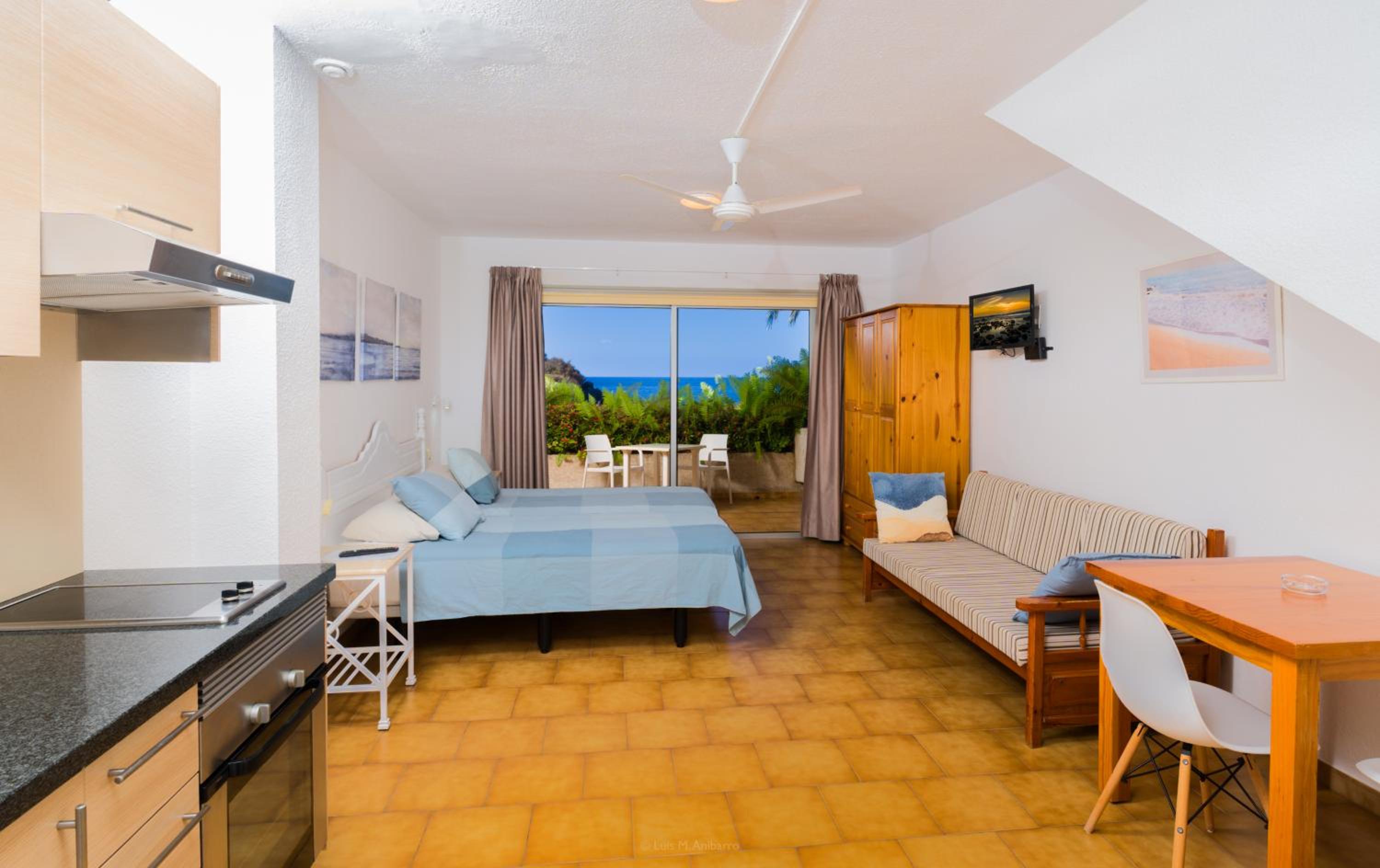 Apartamentos Charco del Conde