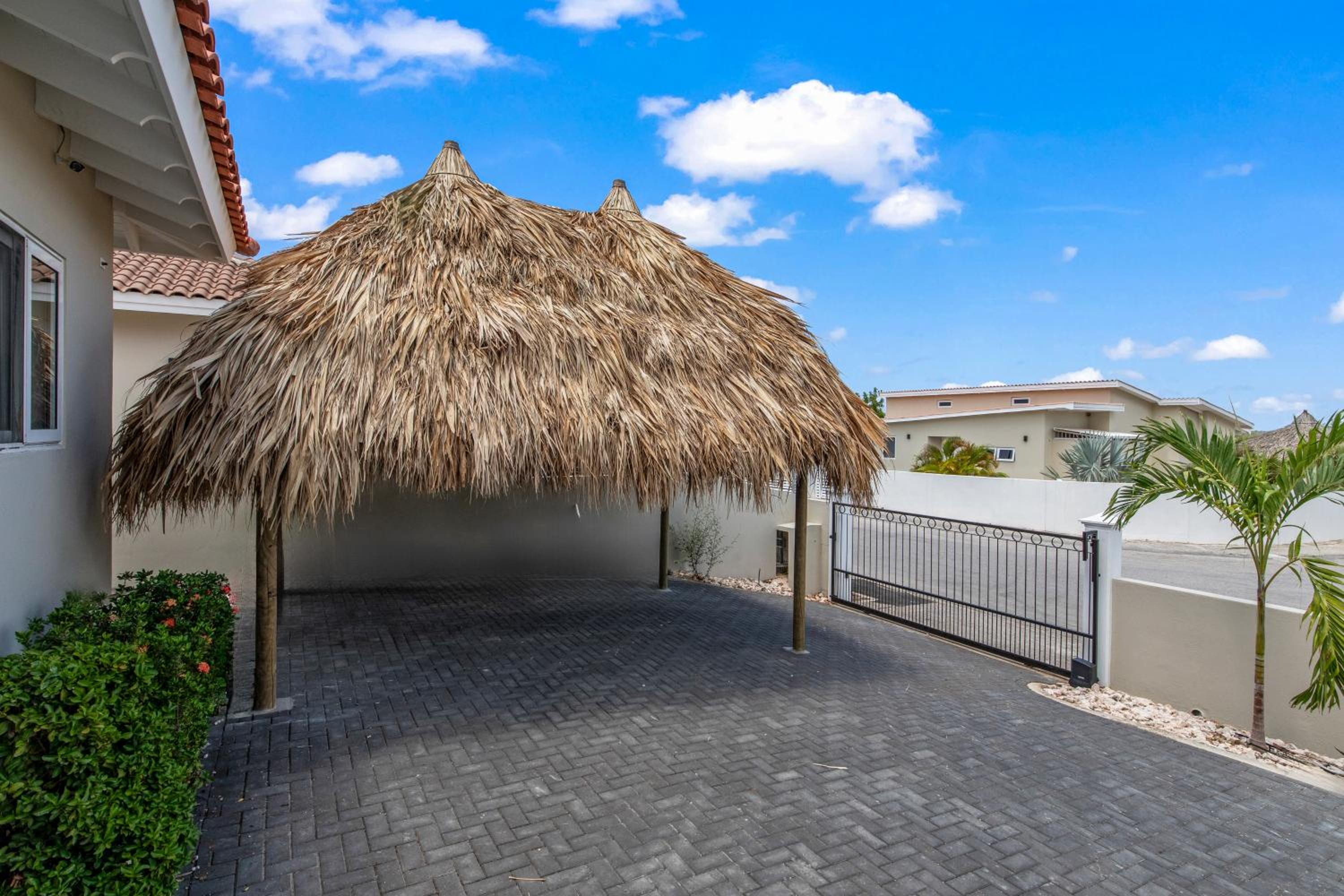 Villa Jan Thiel Bay 4-bdr privé zwembad