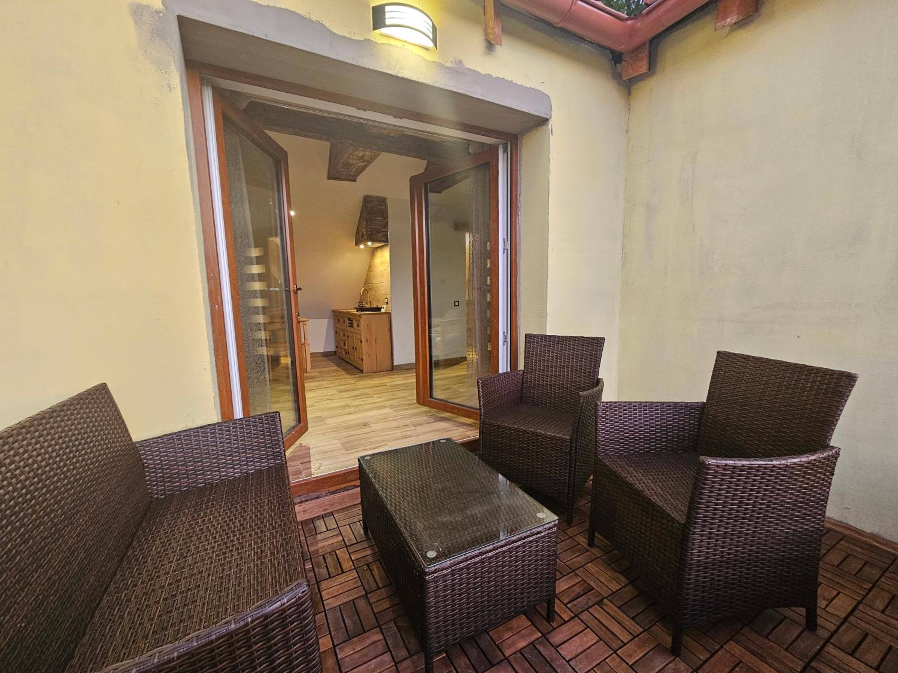 Vířivka a sauna na pokoji,nebo na vlastní terase - Farma u Příbrami
