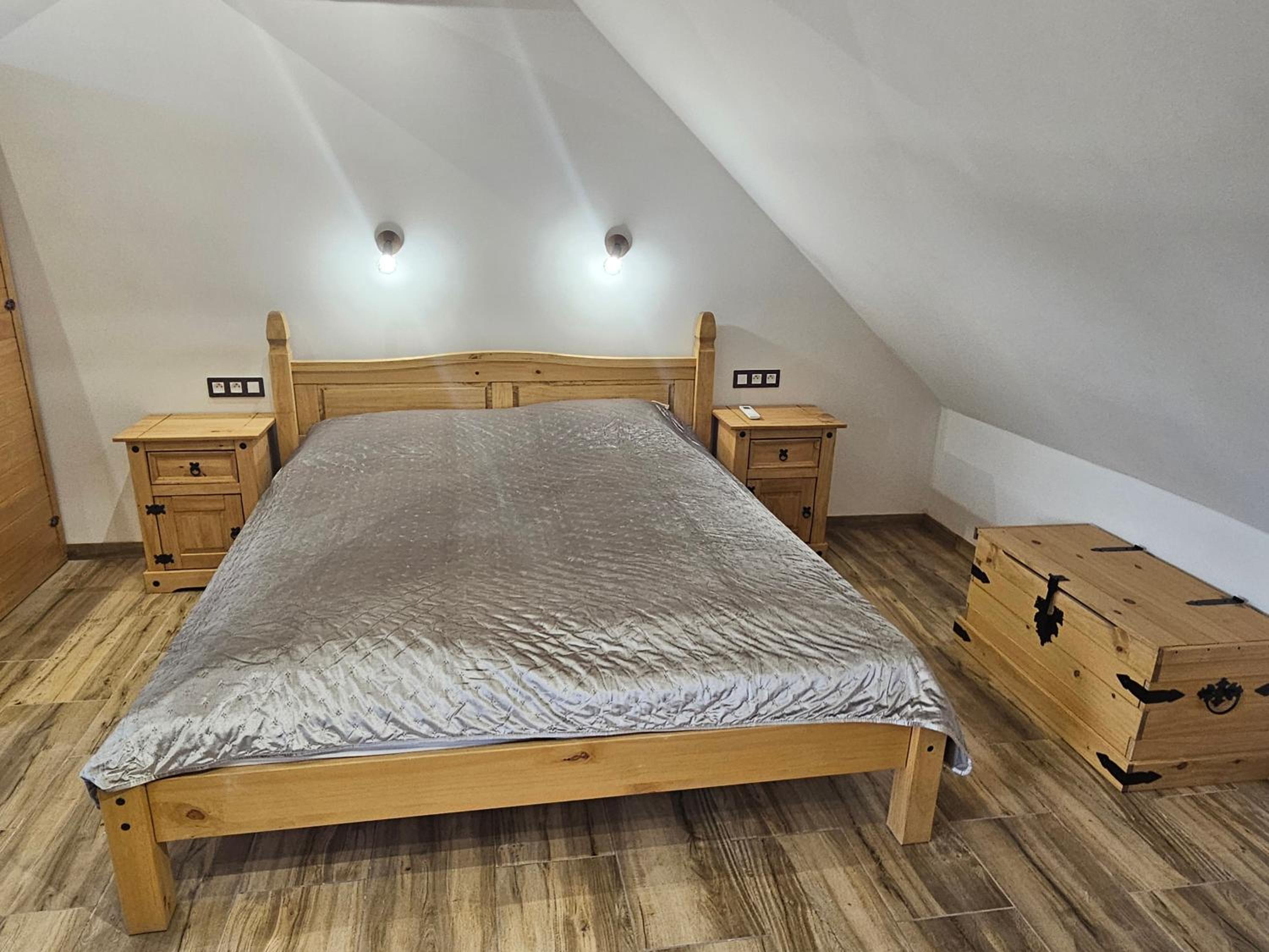 Vířivka a sauna na pokoji,nebo na vlastní terase - Farma u Příbrami