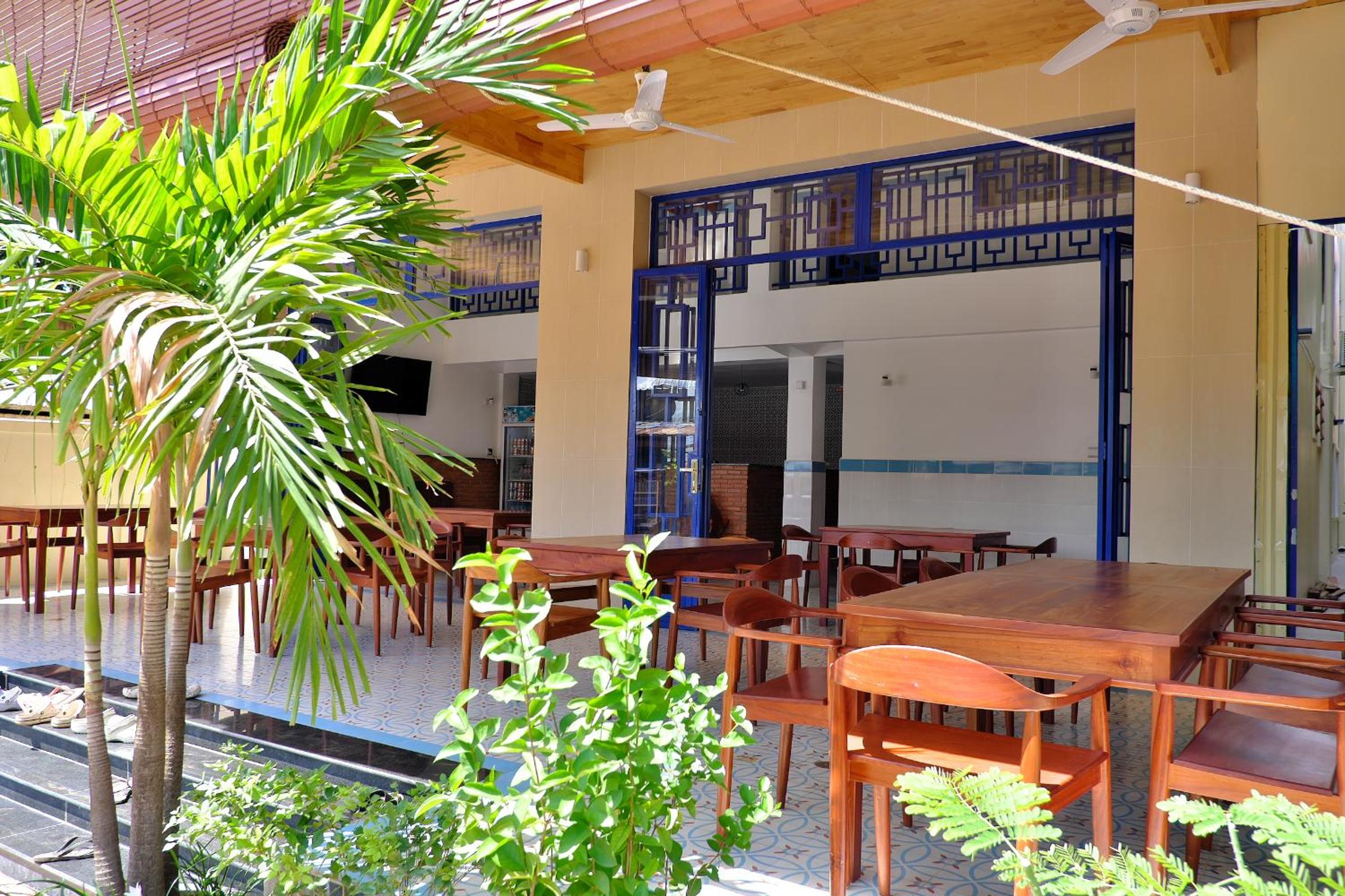Dary's Village Guesthouse & Restaurant