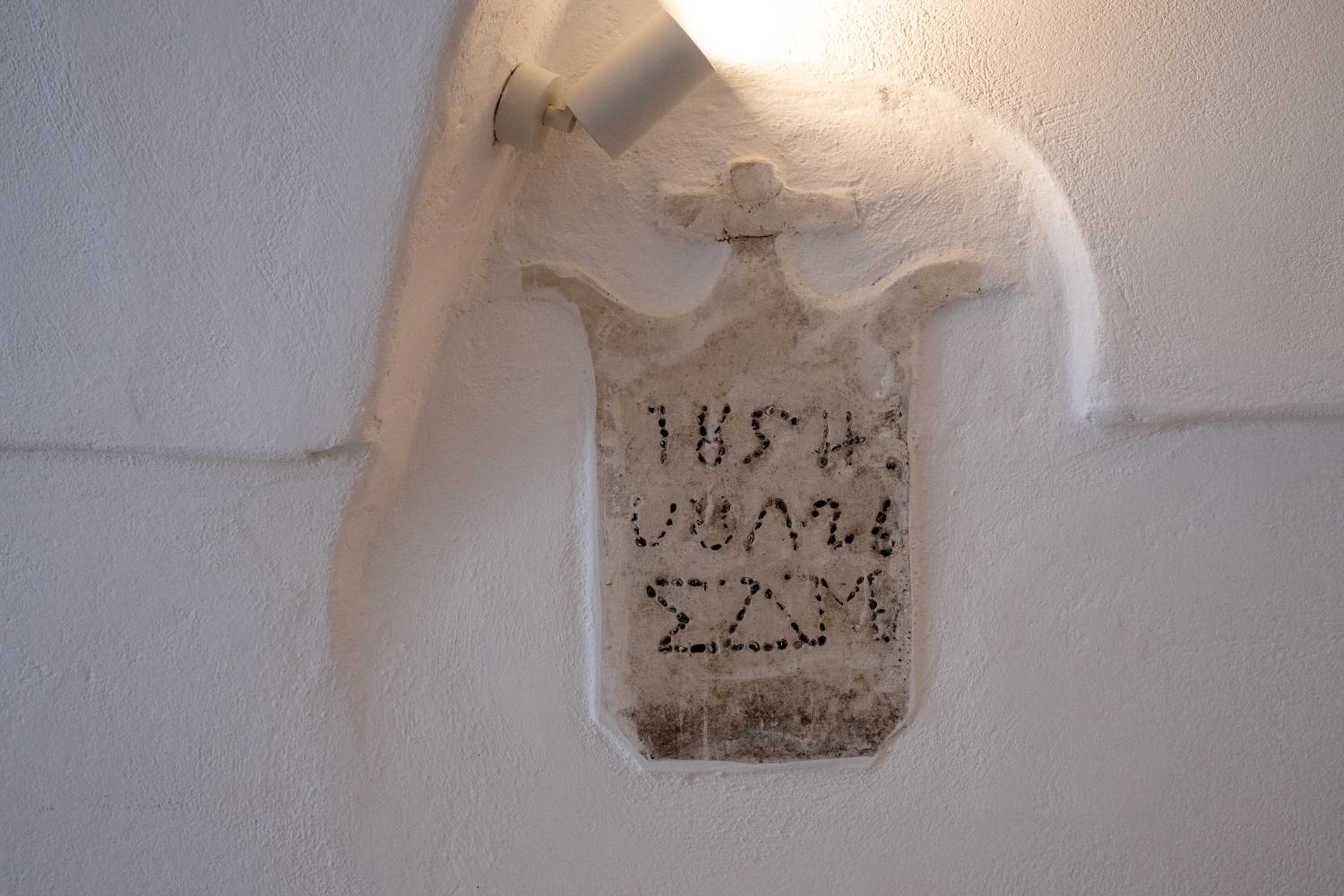 Photo 33