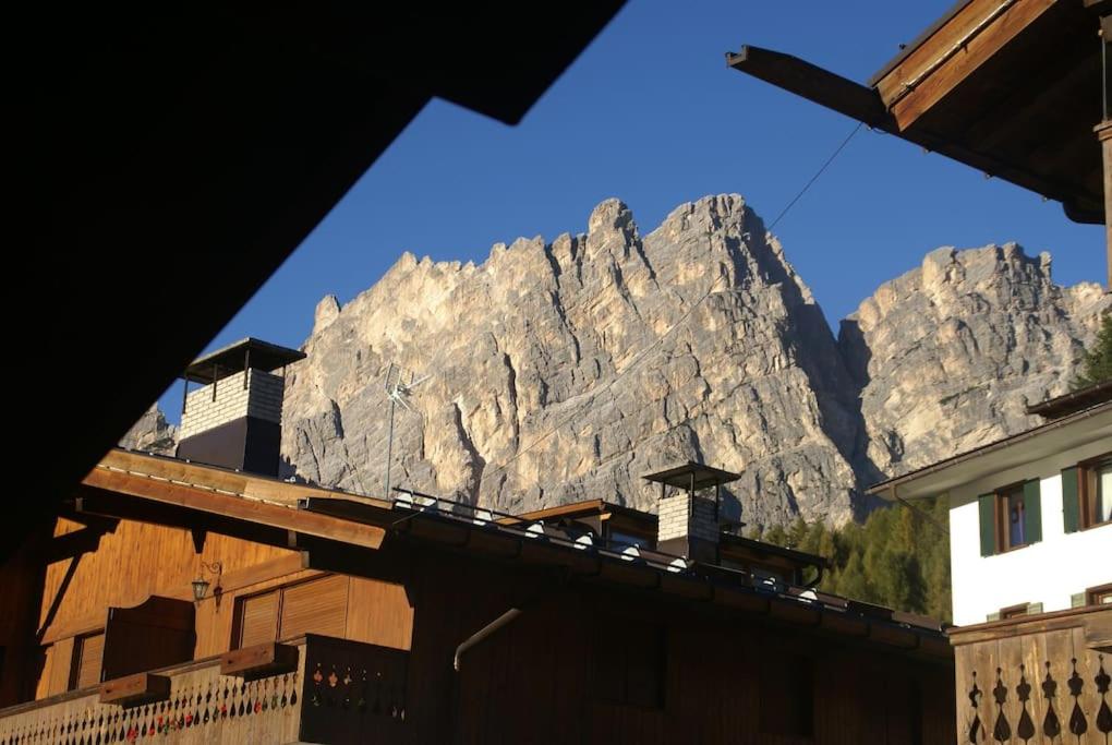 Verocai Views by WelcHome