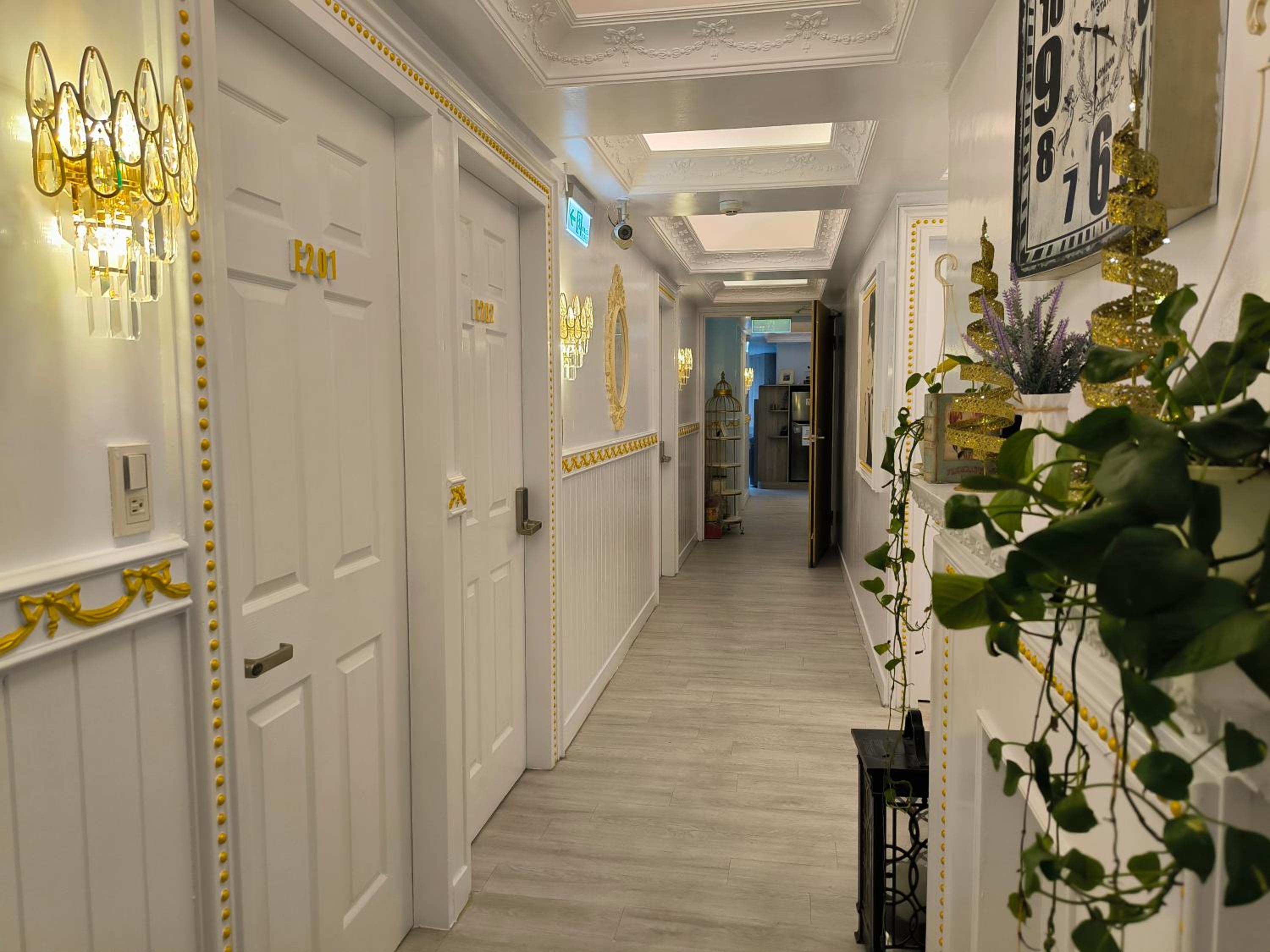 橙舍一館 TW Hostel I