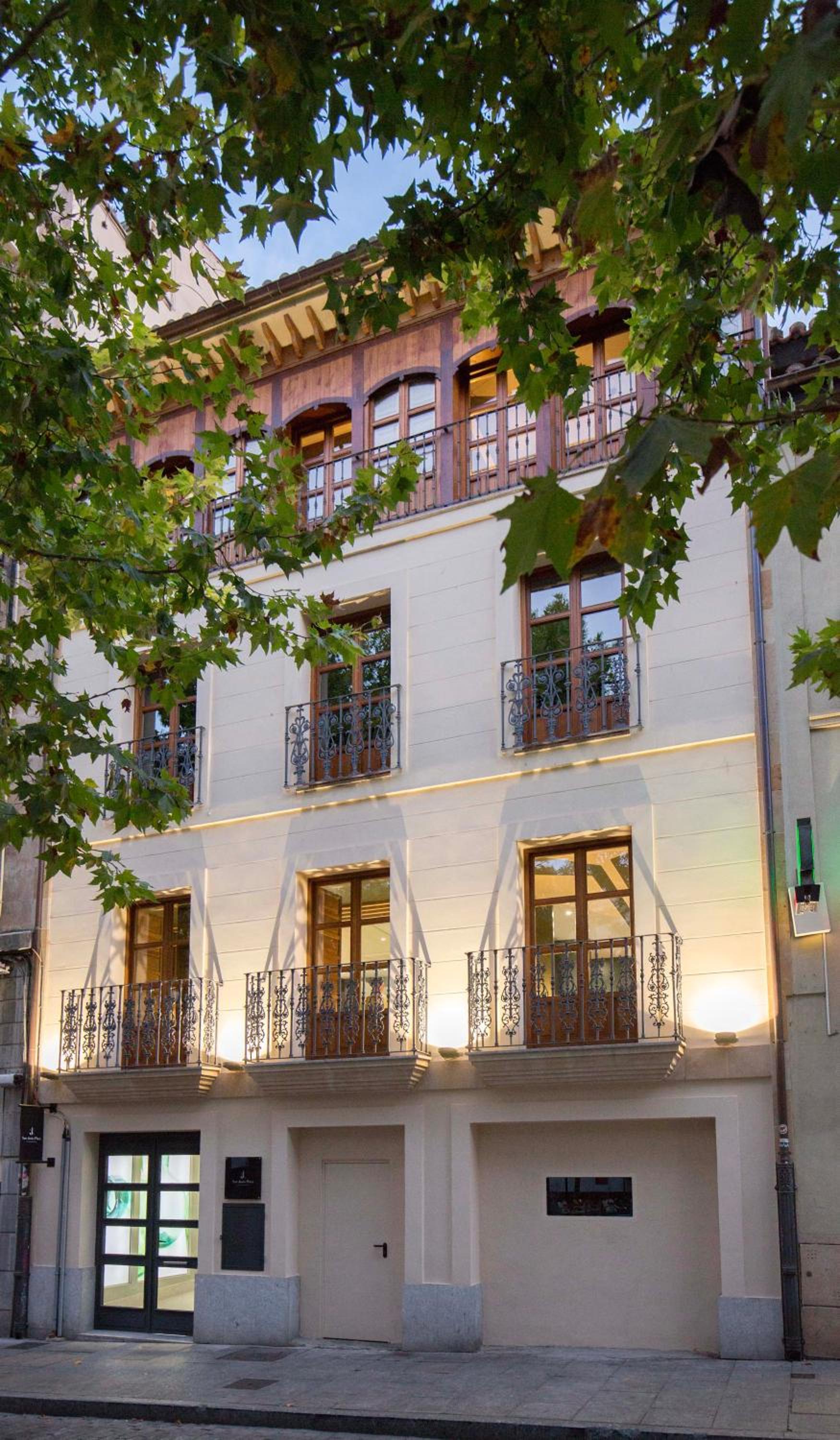 Apartamentos Ele San Justo Plaza