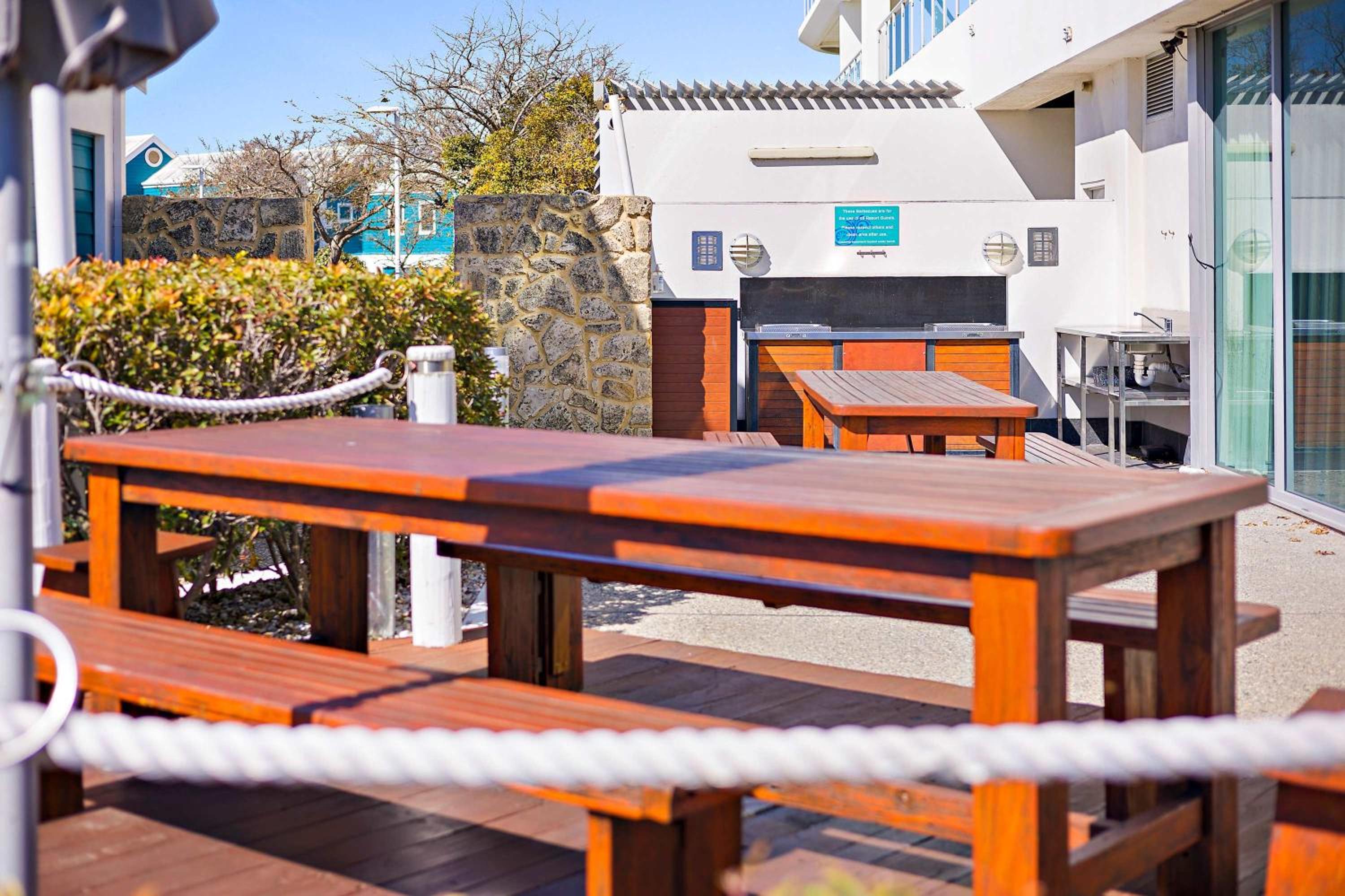 Mandurah Resort by the Beach