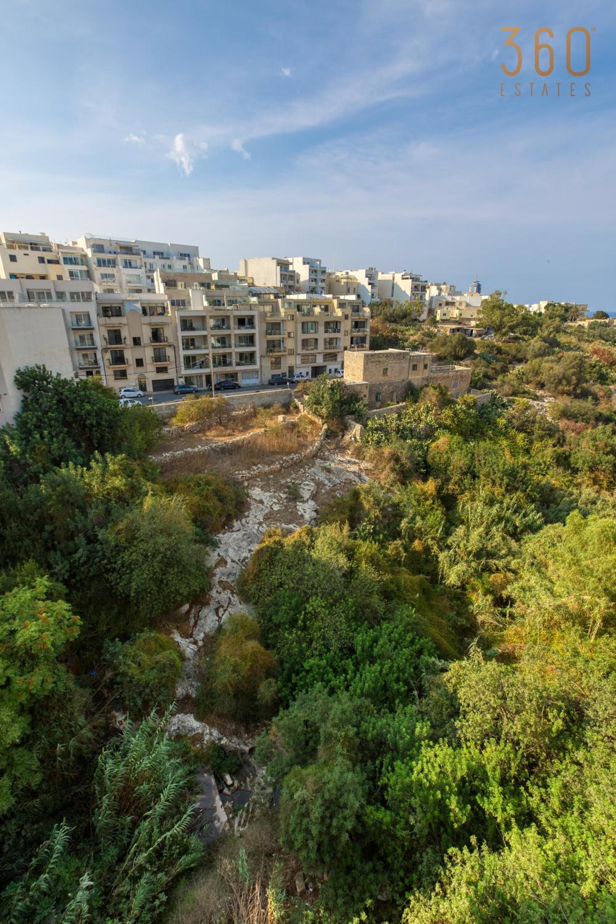 Modern 1BR Penthouse with Terrace in St Julians by 360 Estates photo 4
