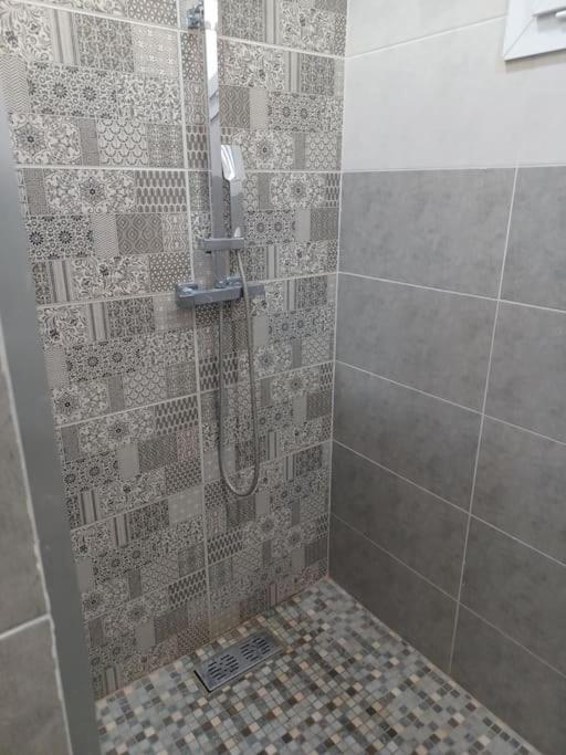 Maison familiale avec piscine privée sans vis à vis