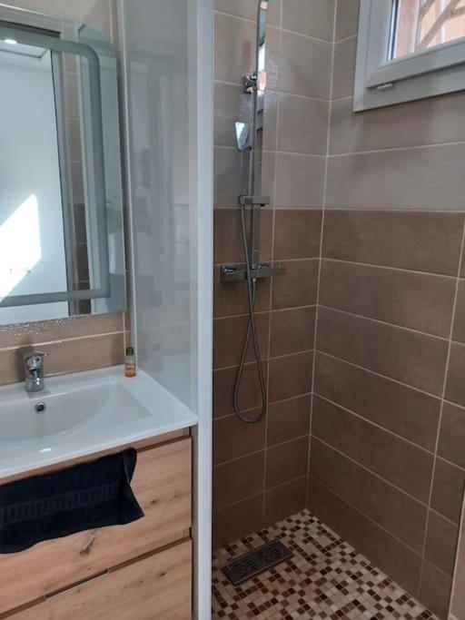 Maison familiale avec piscine privée sans vis à vis