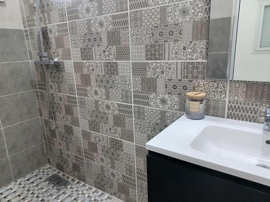 Maison familiale avec piscine privée sans vis à vis