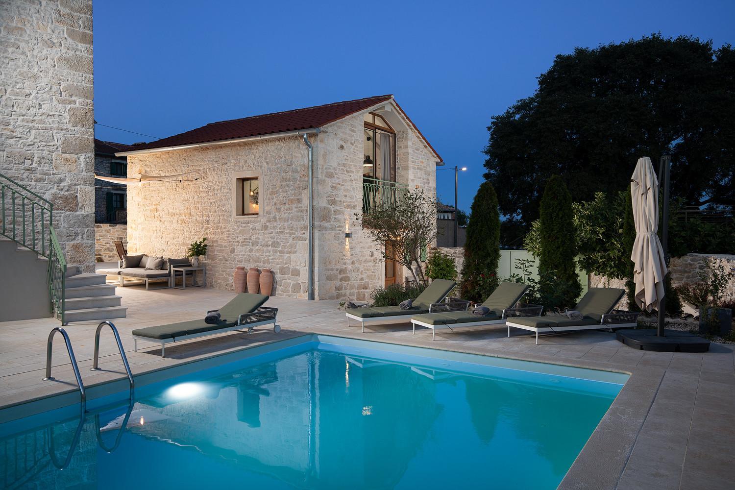Villa Stanza Campitelli for up to 21 people in Central Istria with private pool and pet friendly view 5