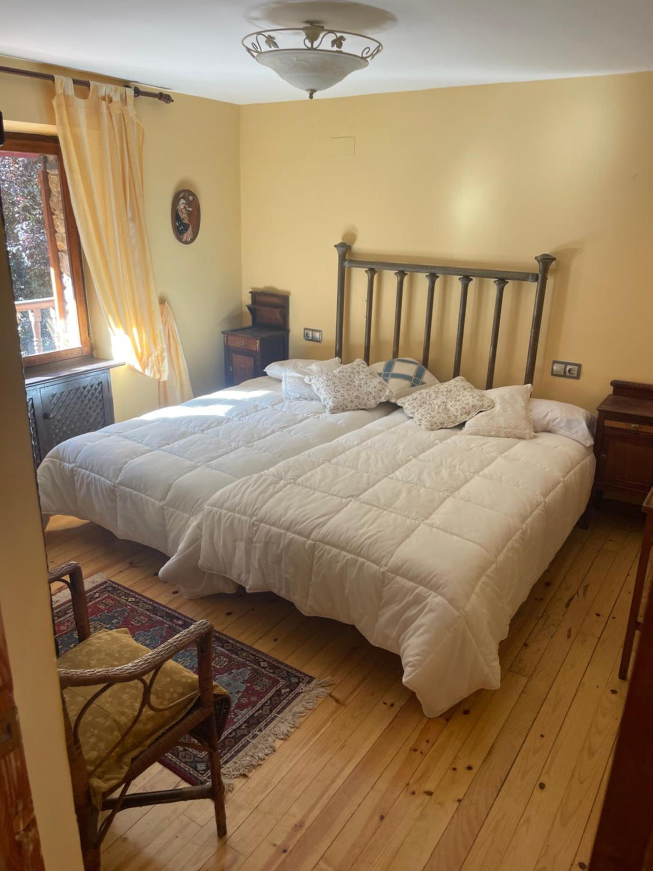 Casa Rural MONTE ROBLO