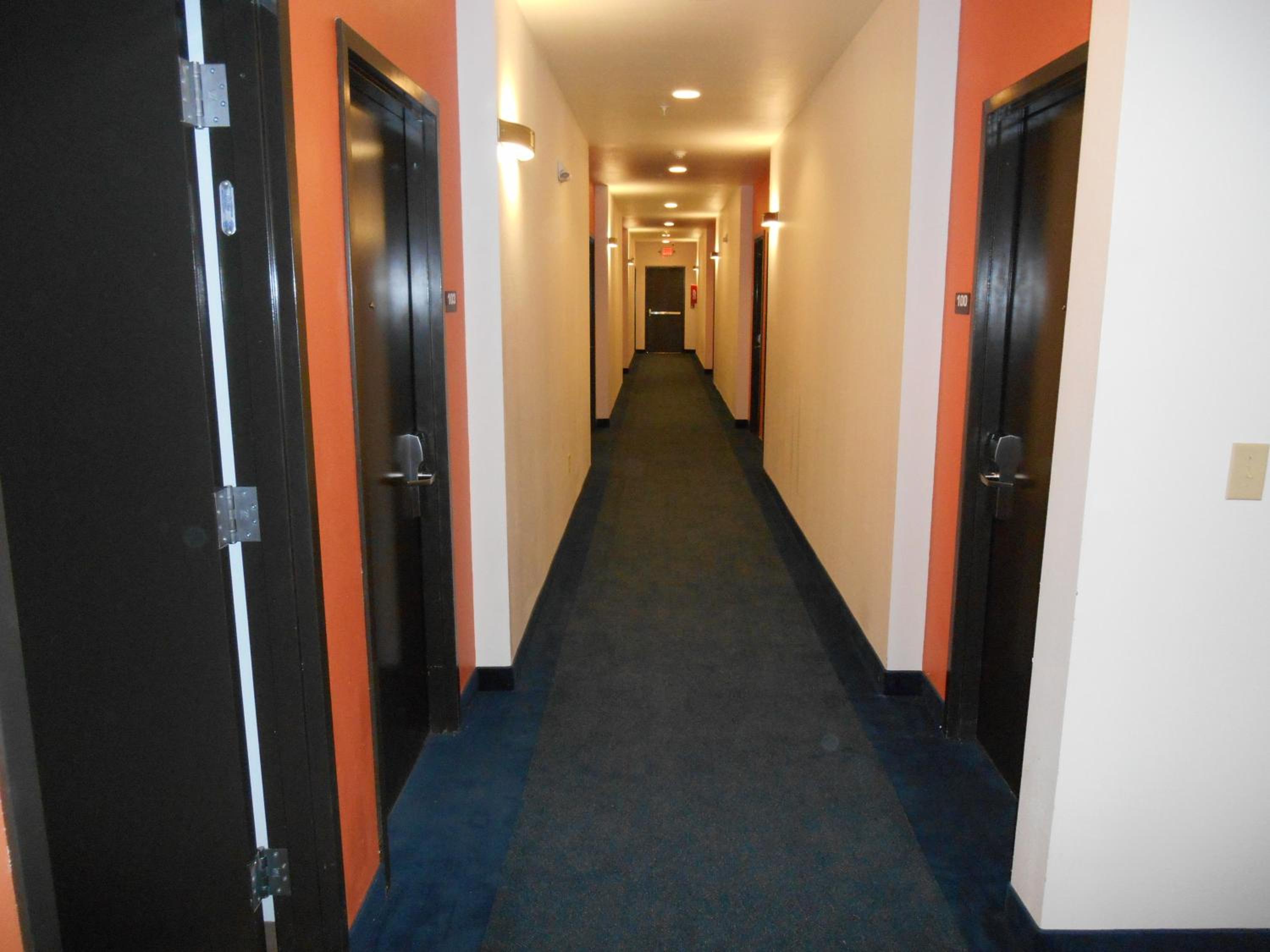 Motel 6-Jourdanton, TX