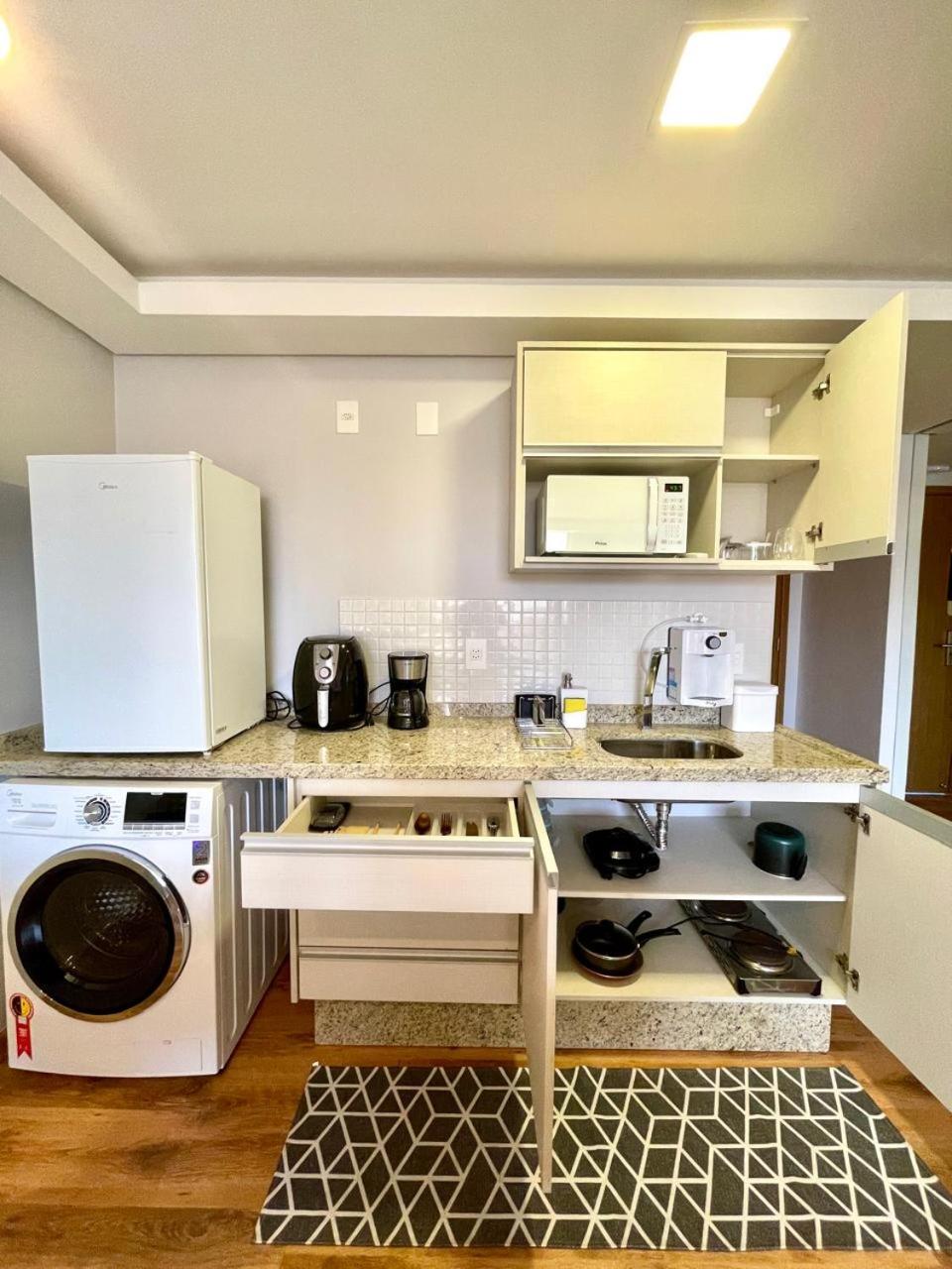 Flat Lindo no Centro da Cidade, com Lava e seca