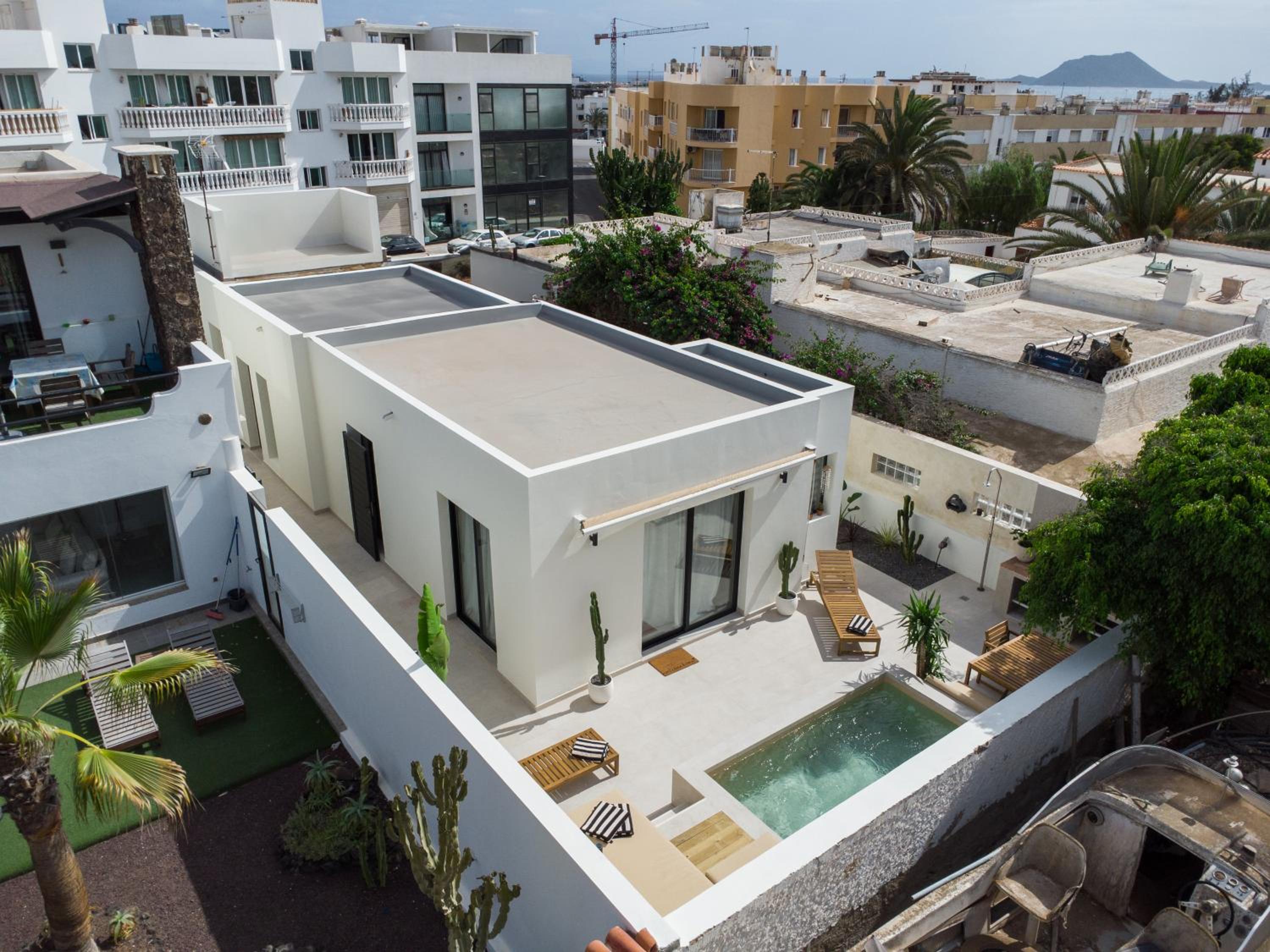 Apartment Urban Chill Private Pool Corralejo by Holidays Home