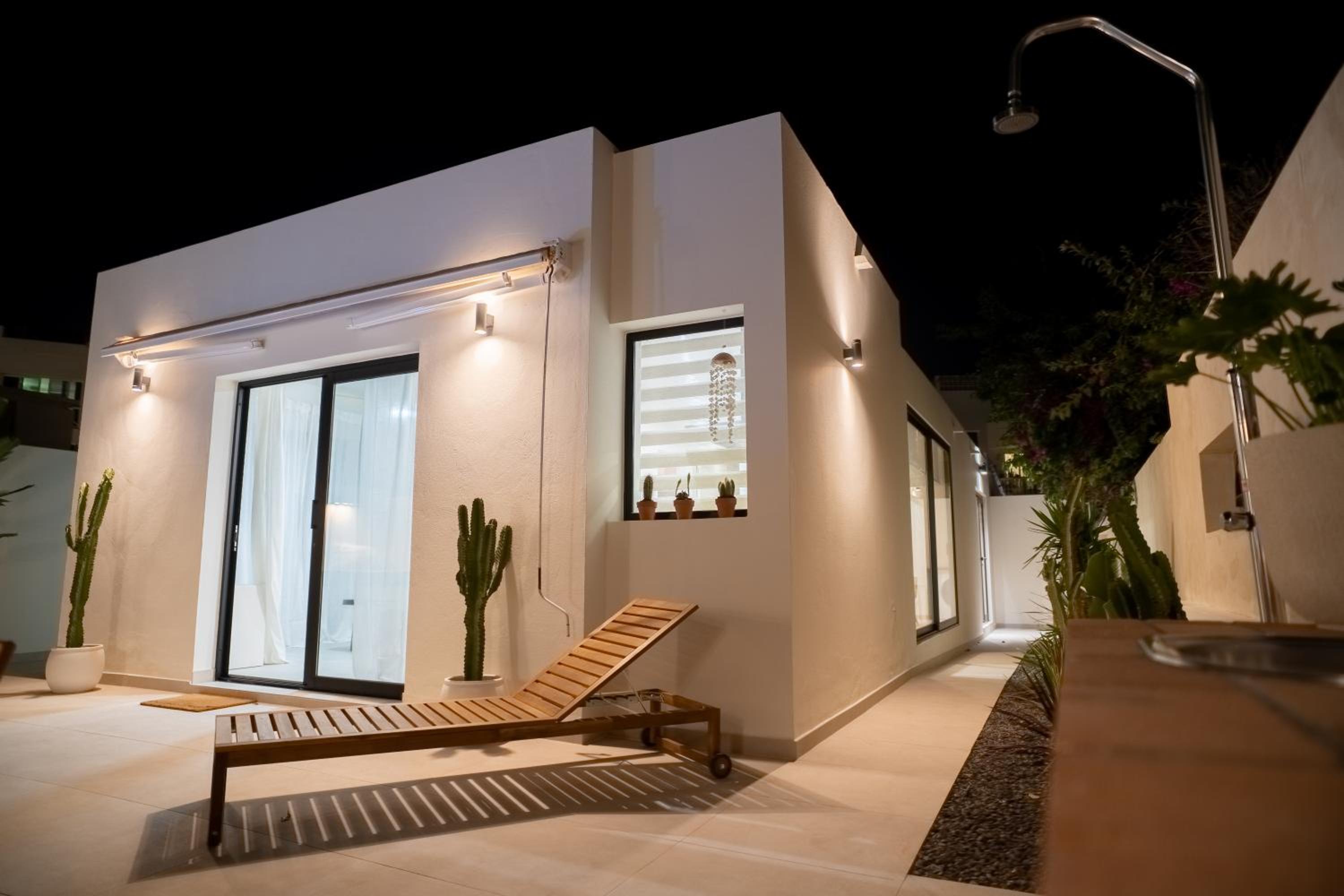 Apartment Urban Chill Private Pool Corralejo by Holidays Home